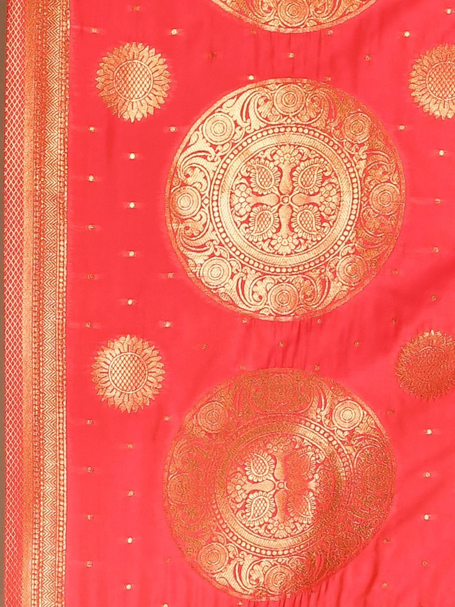 Elora Pink Silk Woven Saree With Unstitched Blouse