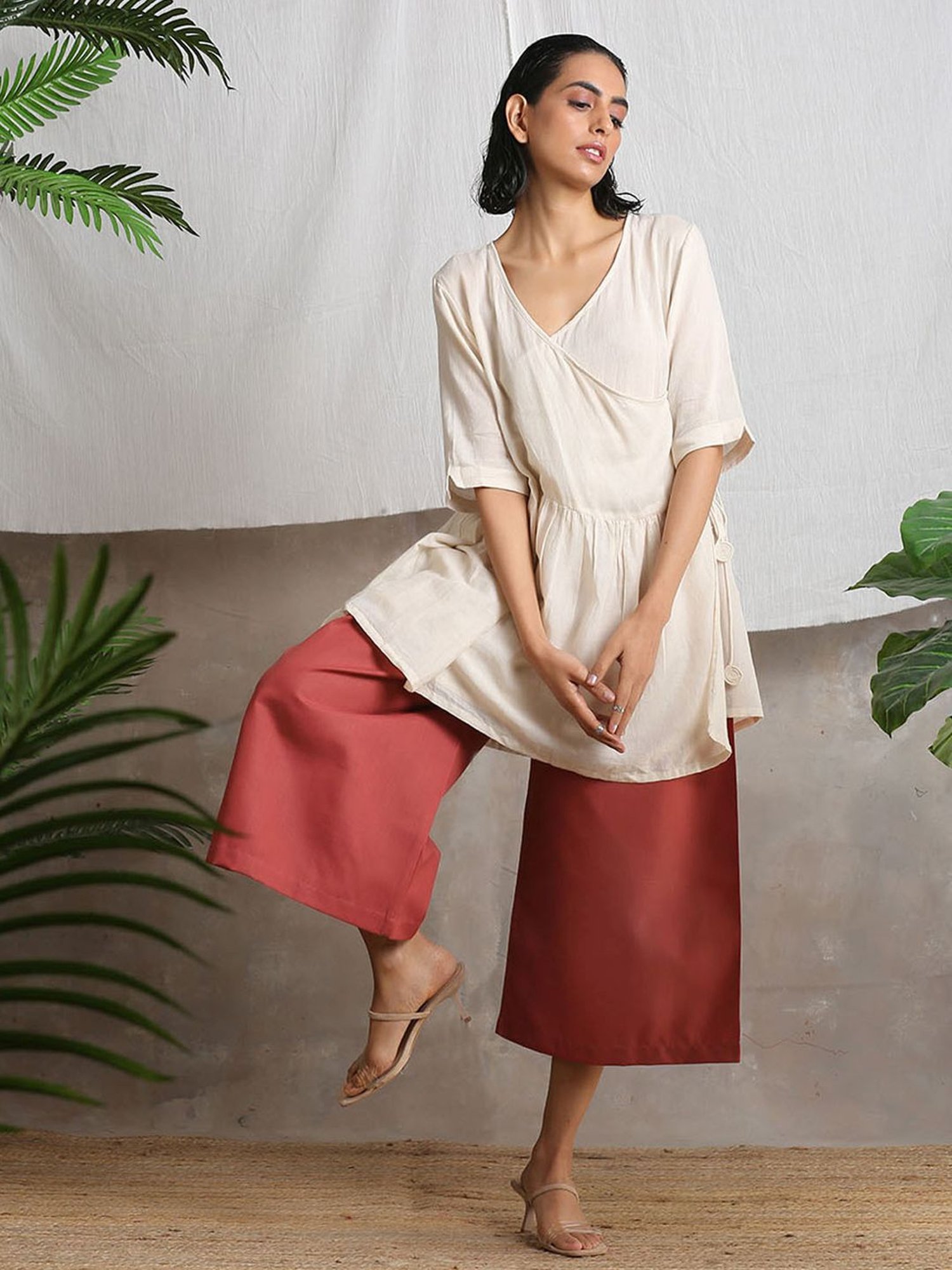 true Browns Barn Red Cotton Linen Palazzo