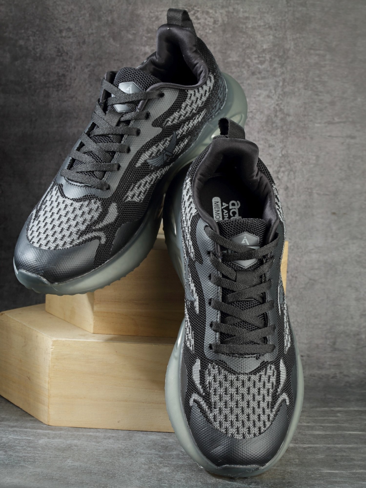 Action Men's Black Running Shoes