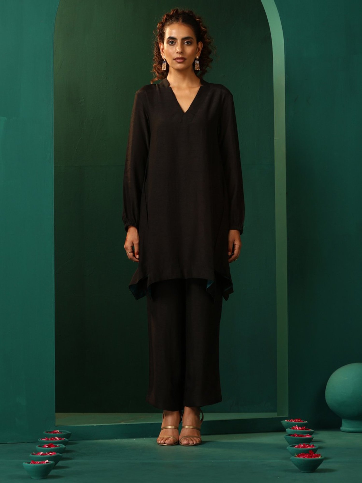 true Browns Black Round Neck Short Kurti Pant Set