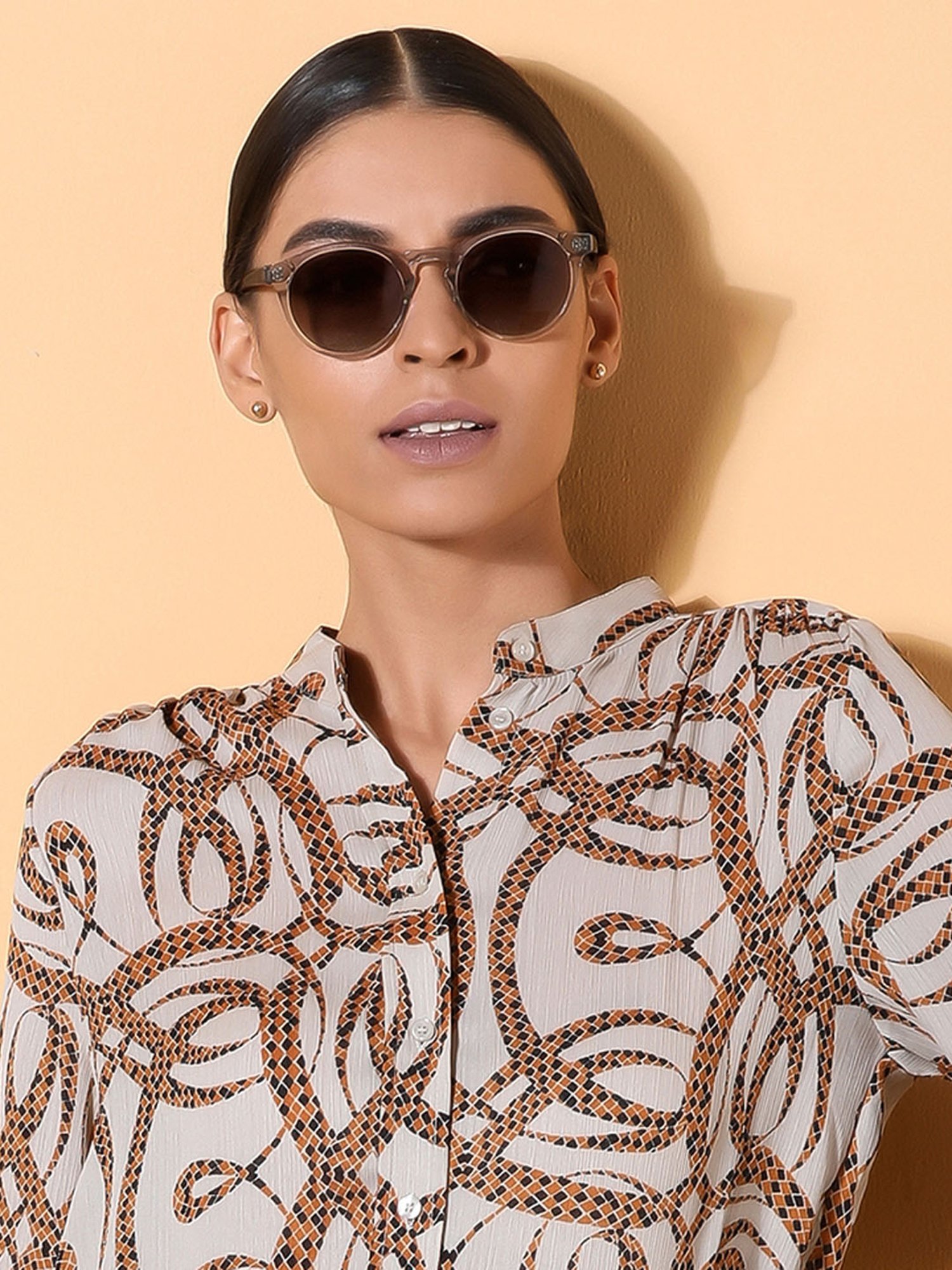 John Jacobs JJ S12432 Brown Polarized Round Sunglasses