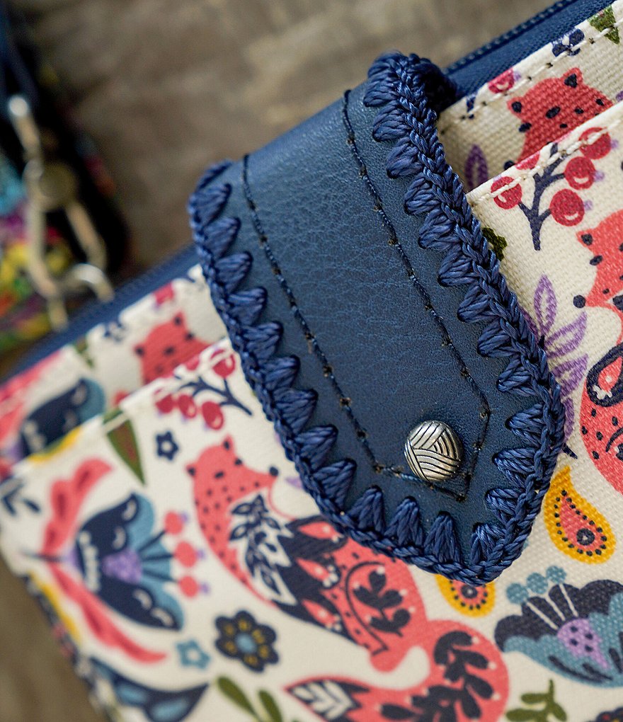 The Sak Ventura Multi Compartment Smartphone Crossbody Bag