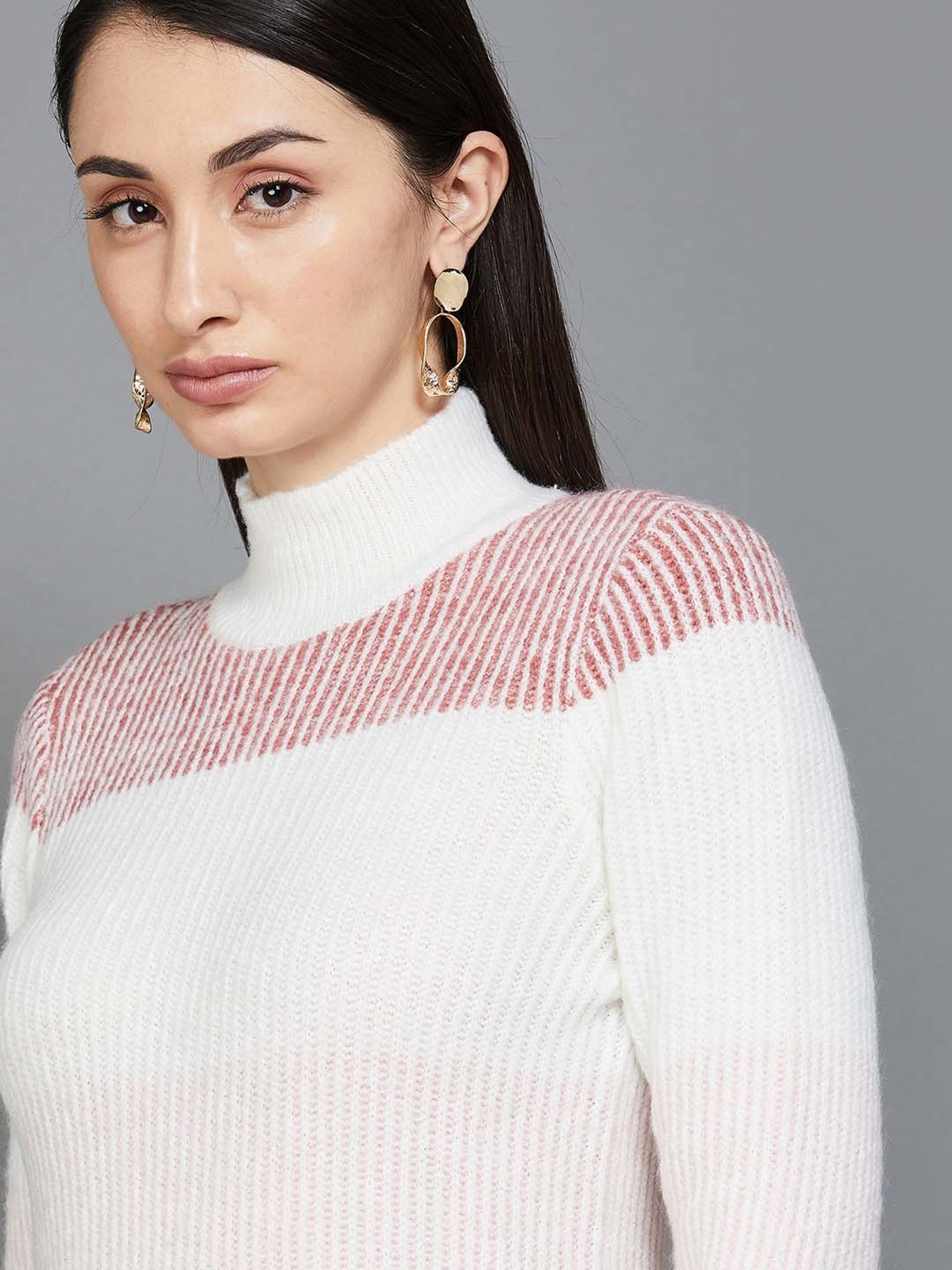 Code by Lifestyle White Self Pattern Pullover