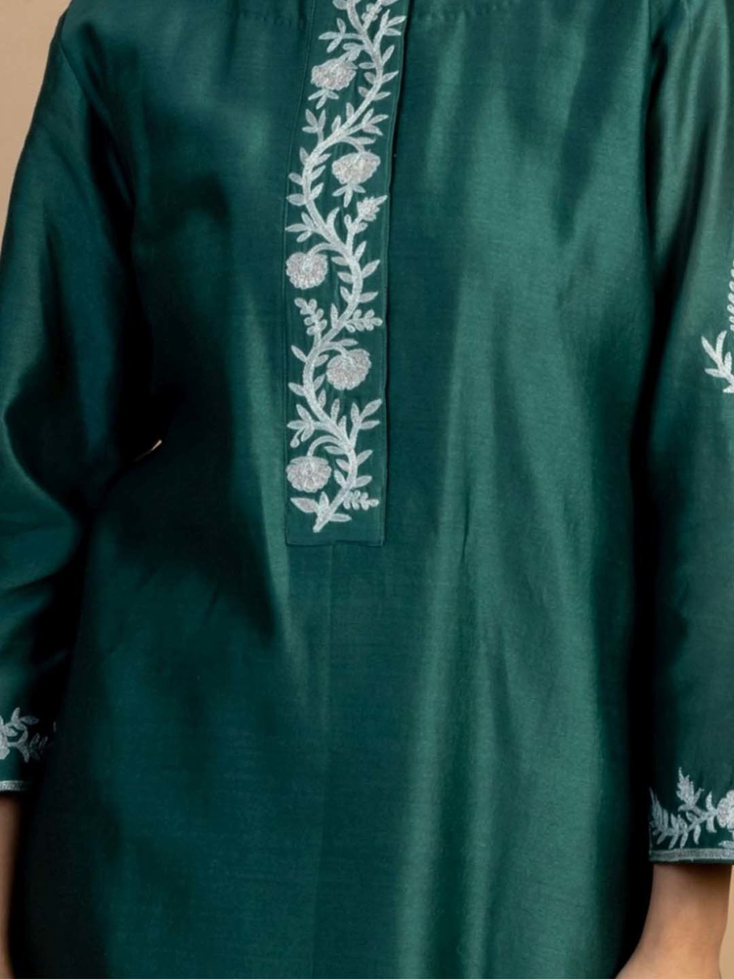 Mushio Bottle Green Drishti Embroidered Chanderi Silk Kurta