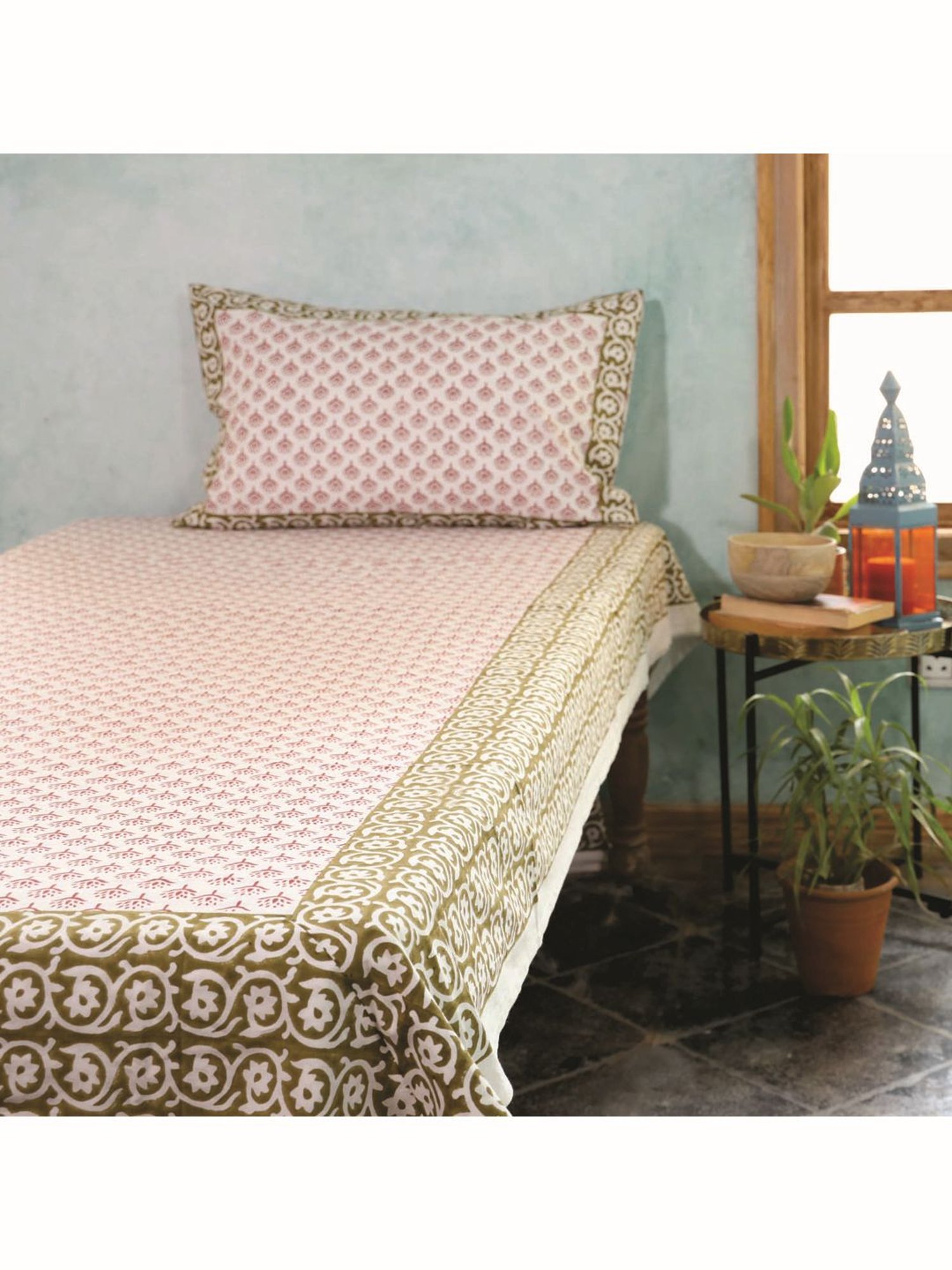 Fanusta Manzhar Off White & Green 200 TC Hand Block Printed Bed Sheet Set