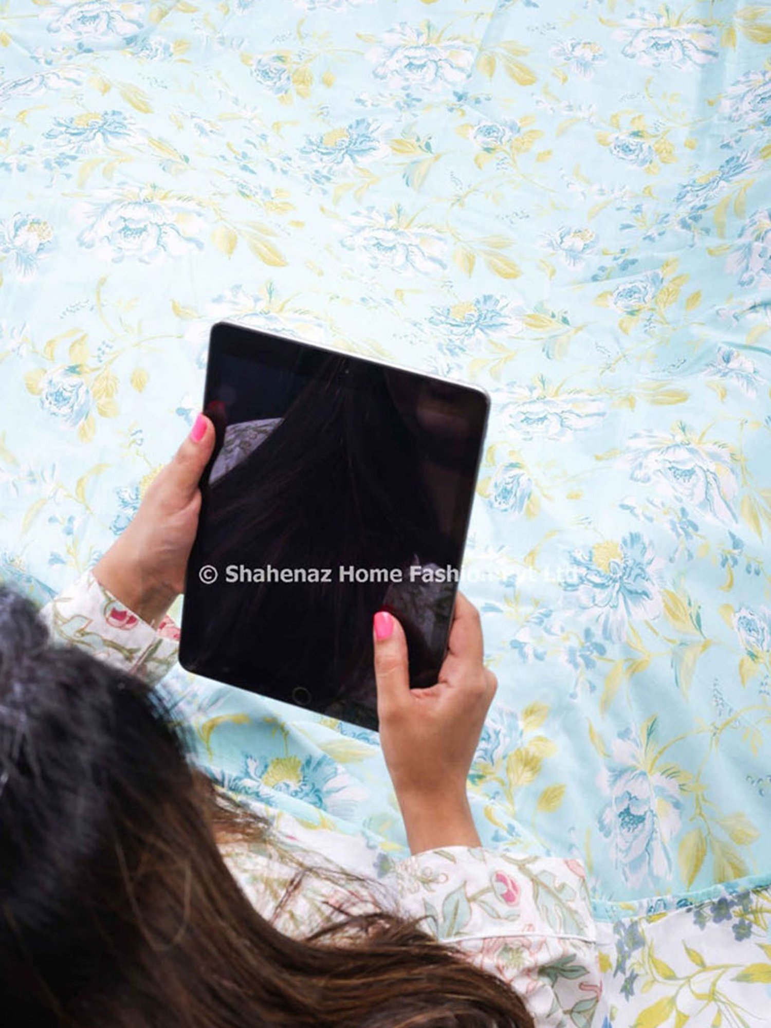 Haus & Kinder Cambric Floral Green & Yellow Cotton Single Reversible Dohar