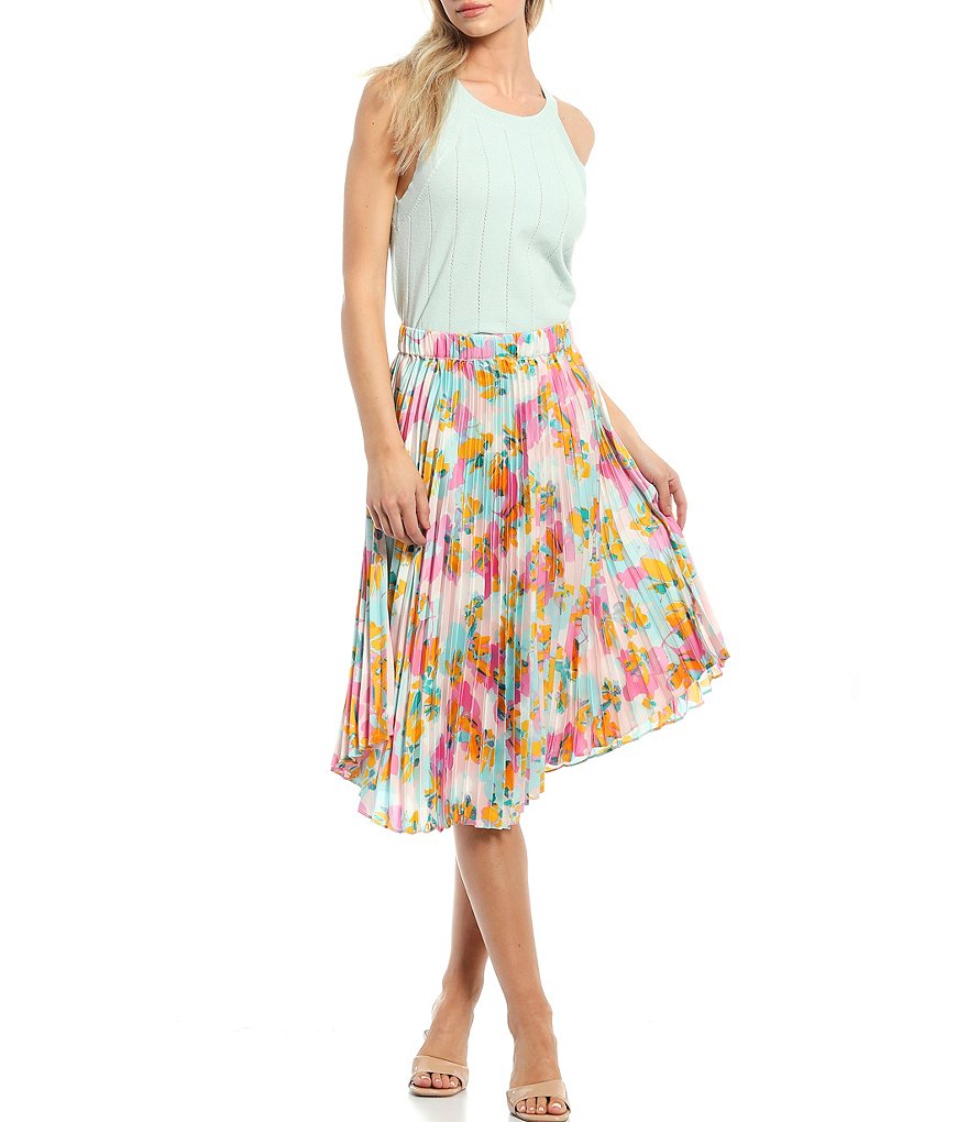 Skies Are Blue Scallop Hem Round Neck Sleeveless Knit Tank