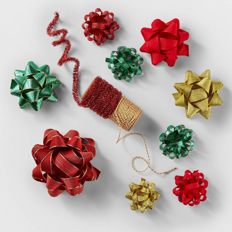 Red/Green/Gold Deluxe Bow & Ribbon Kit - Wondershop™