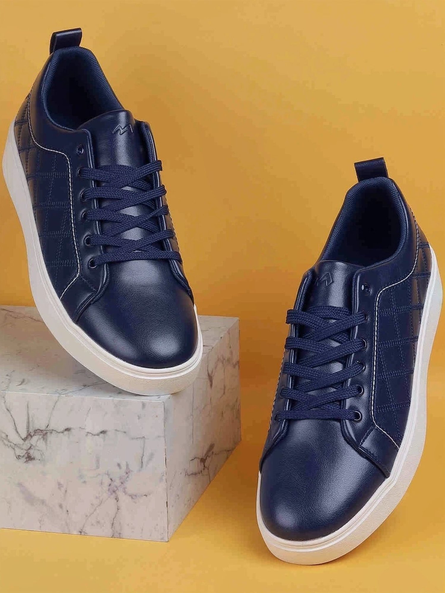 Metro Men's Blue Casual Sneakers