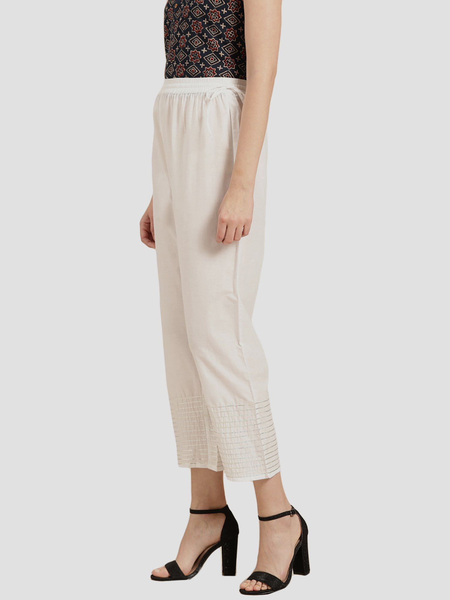 KSUT White Cotton Regular Fit Pants