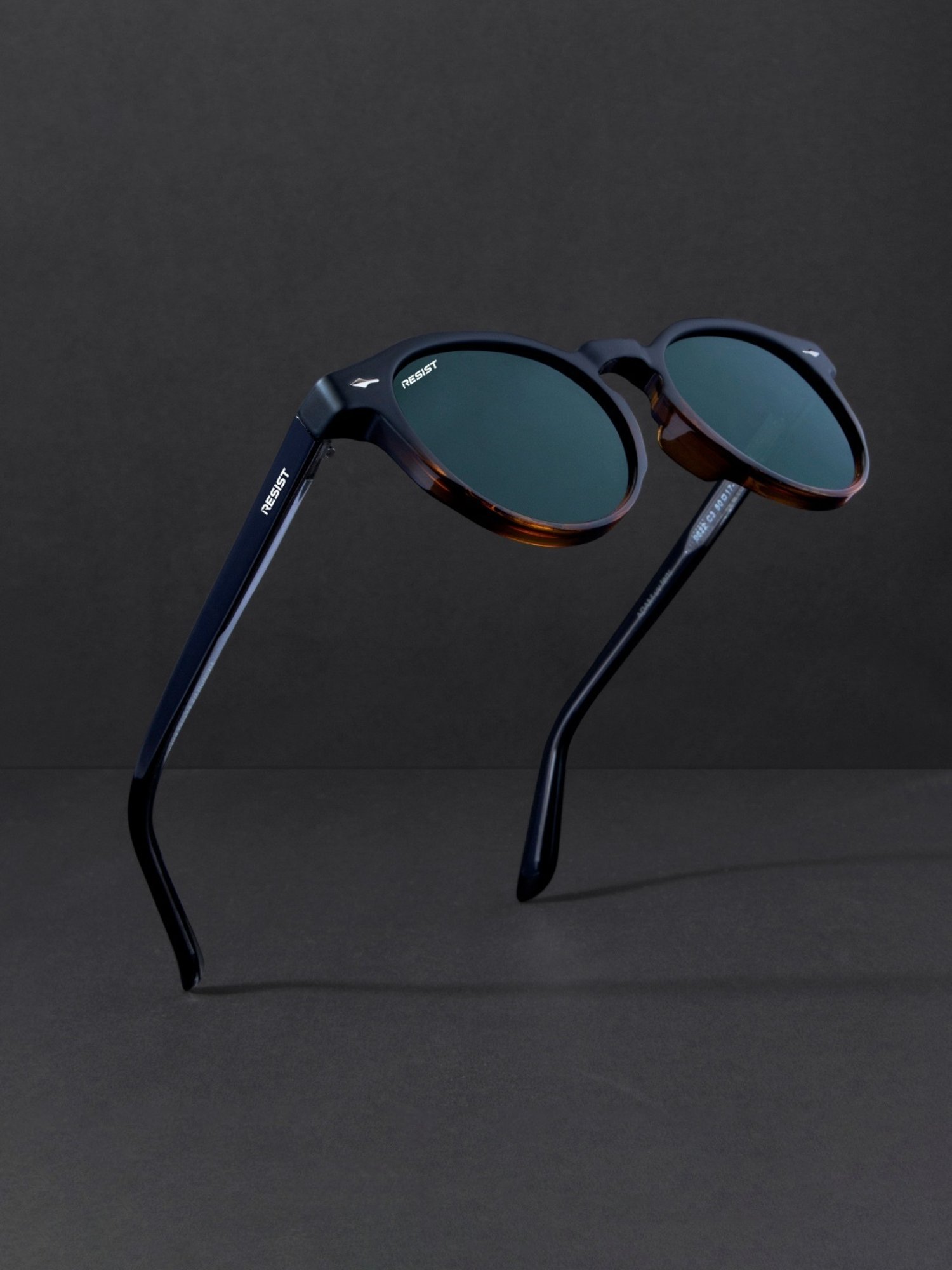 Resist Eyewear Brown Wayfarer uv protected Unisex Sunglasses