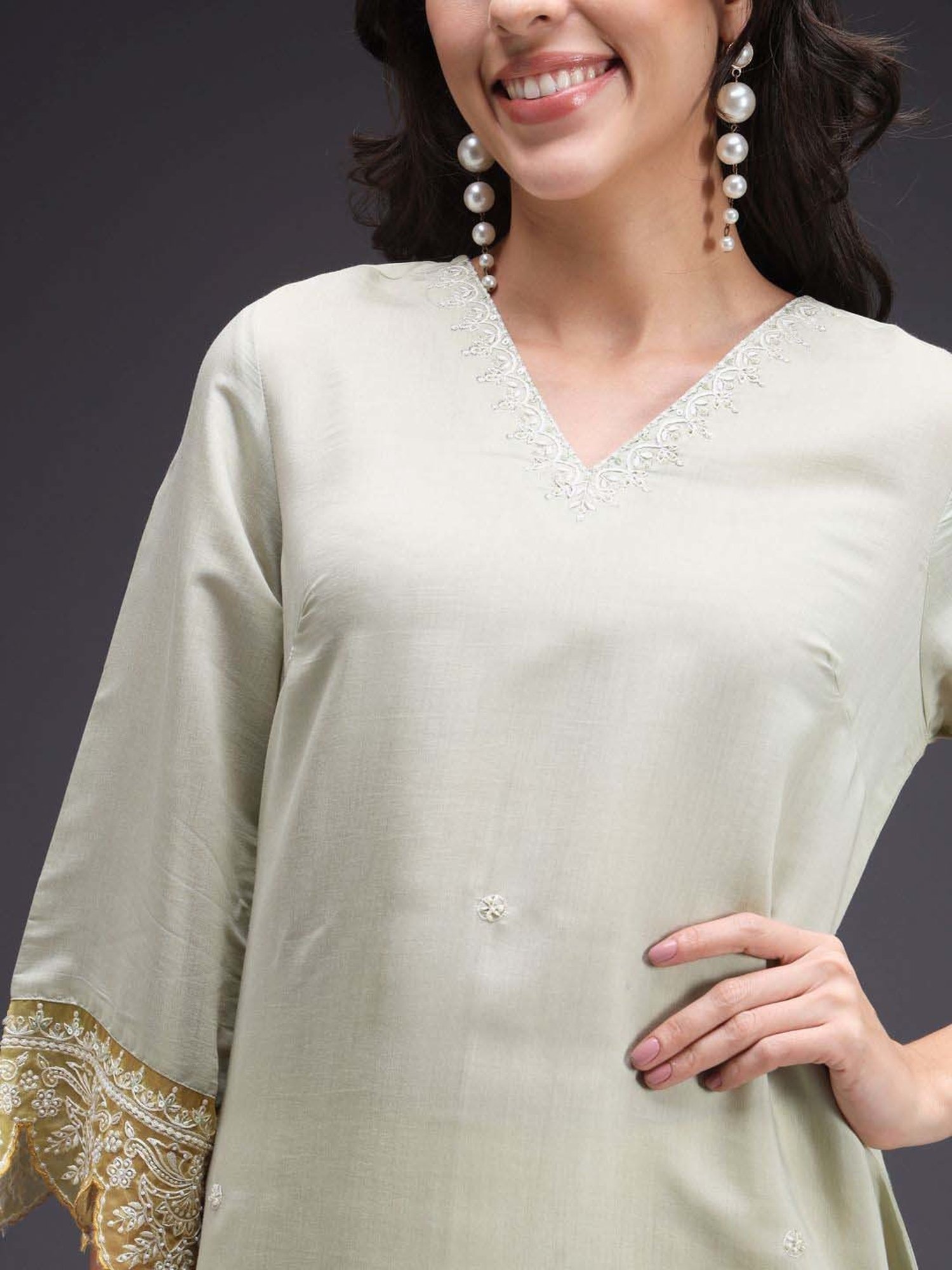 Heeposh Green & Yellow Embroidered Kurta Pant Set With Dupatta