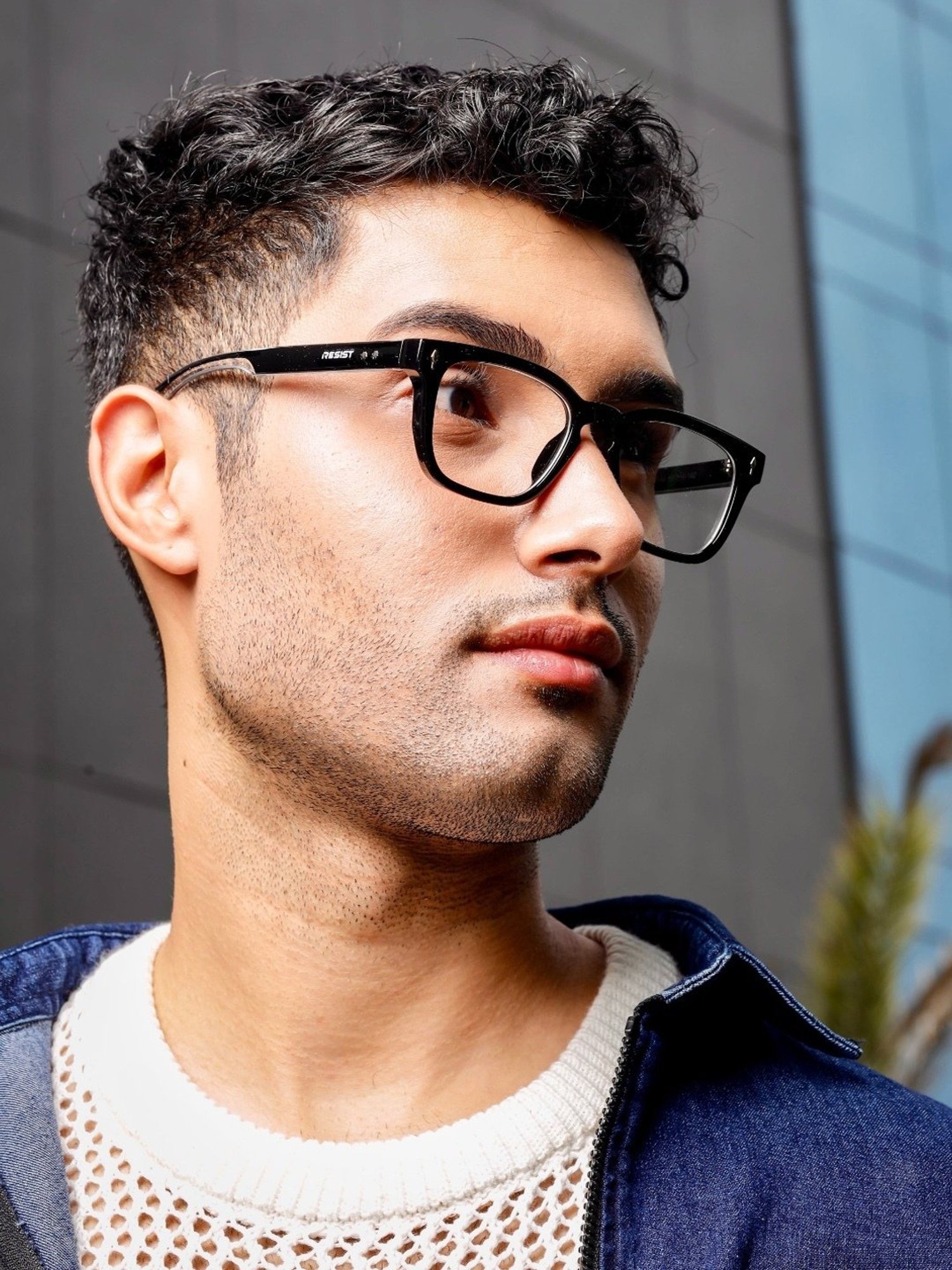 Resist Eyewear Clear Wayfarer UV Protected Unisex Sunglasses