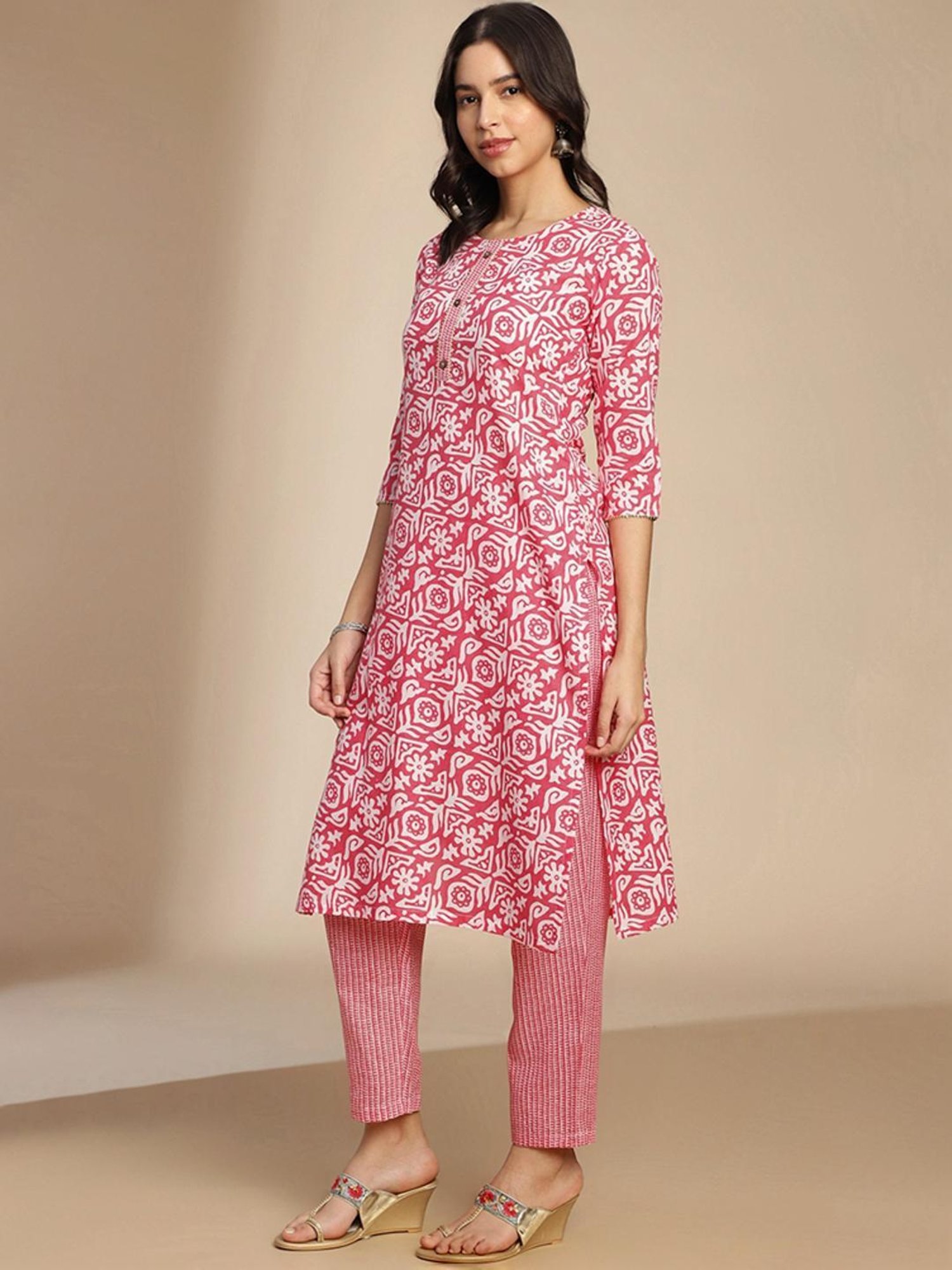 Skylee Pink Cotton Printed Kurta Pant Set With Dupatta