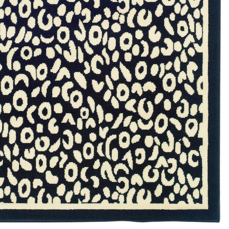 4'8"x7'6" Capri Rug Black/White - Linon