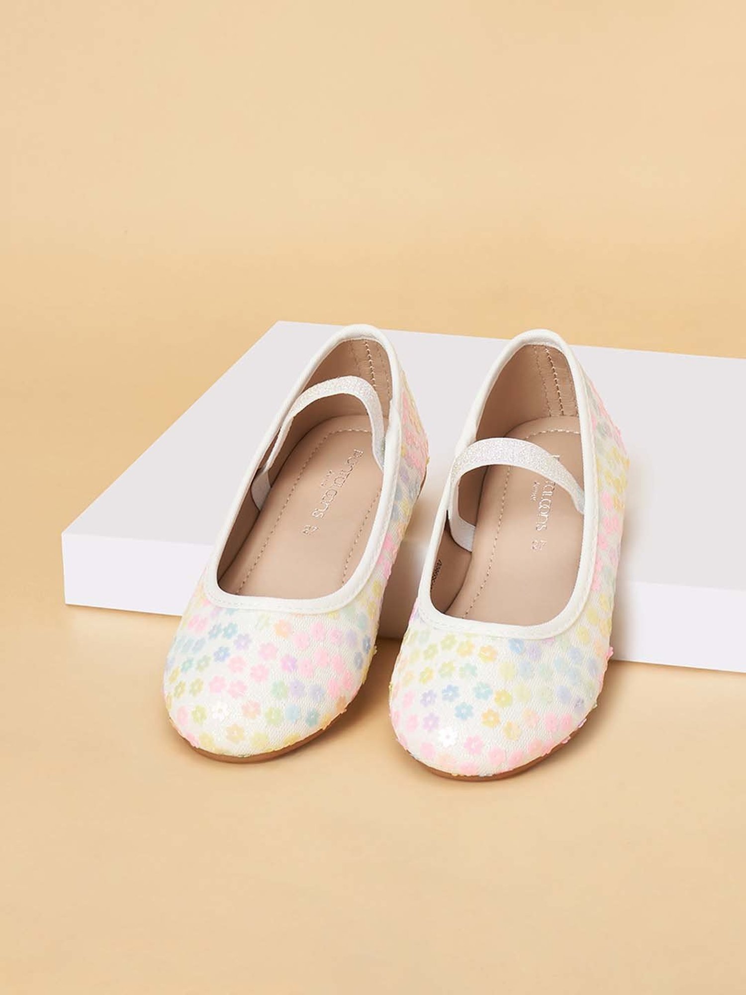Pantaloons Junior White & Pink Mary Jane Shoes