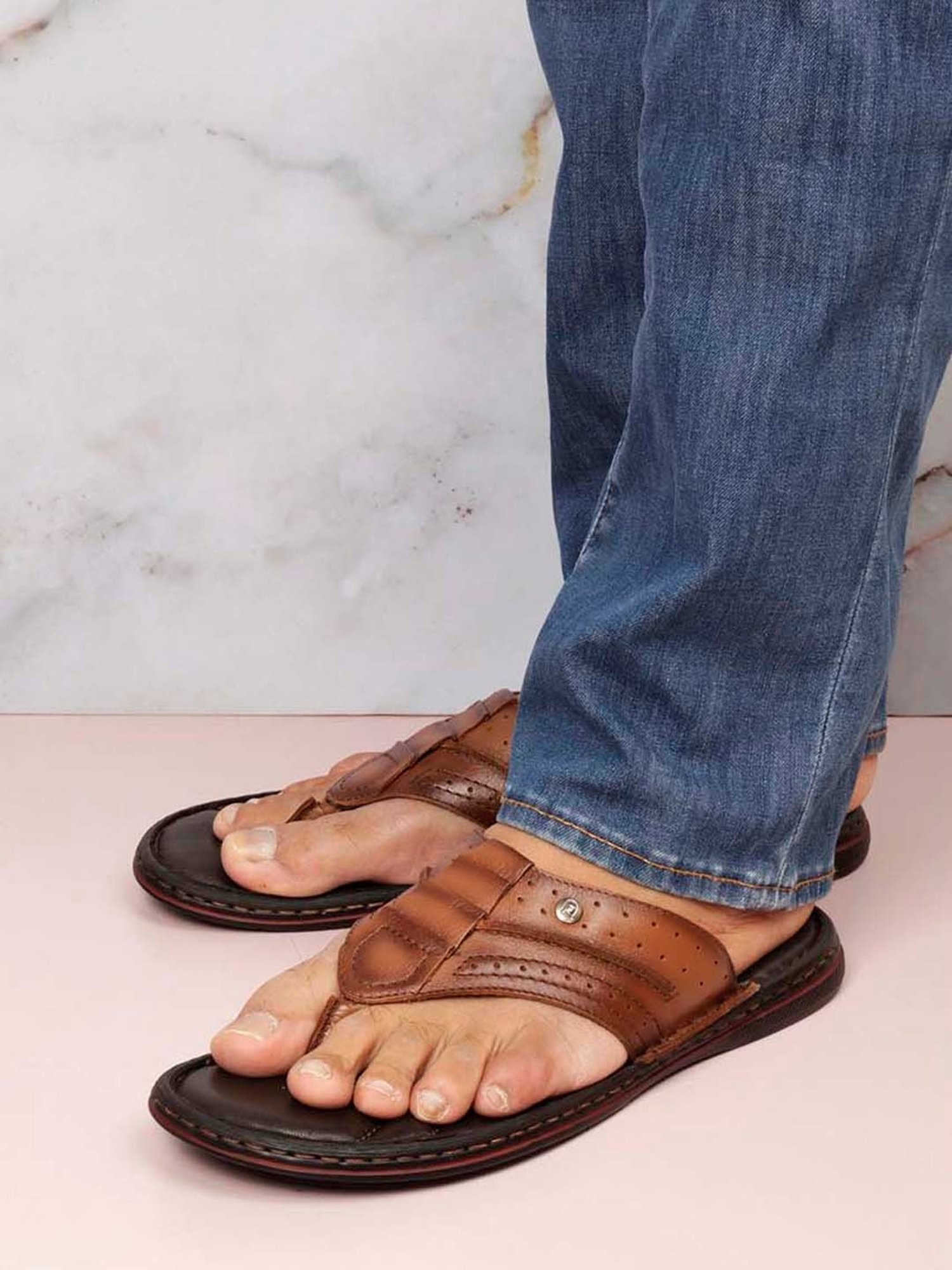 ID Men's Tan Thong Sandals
