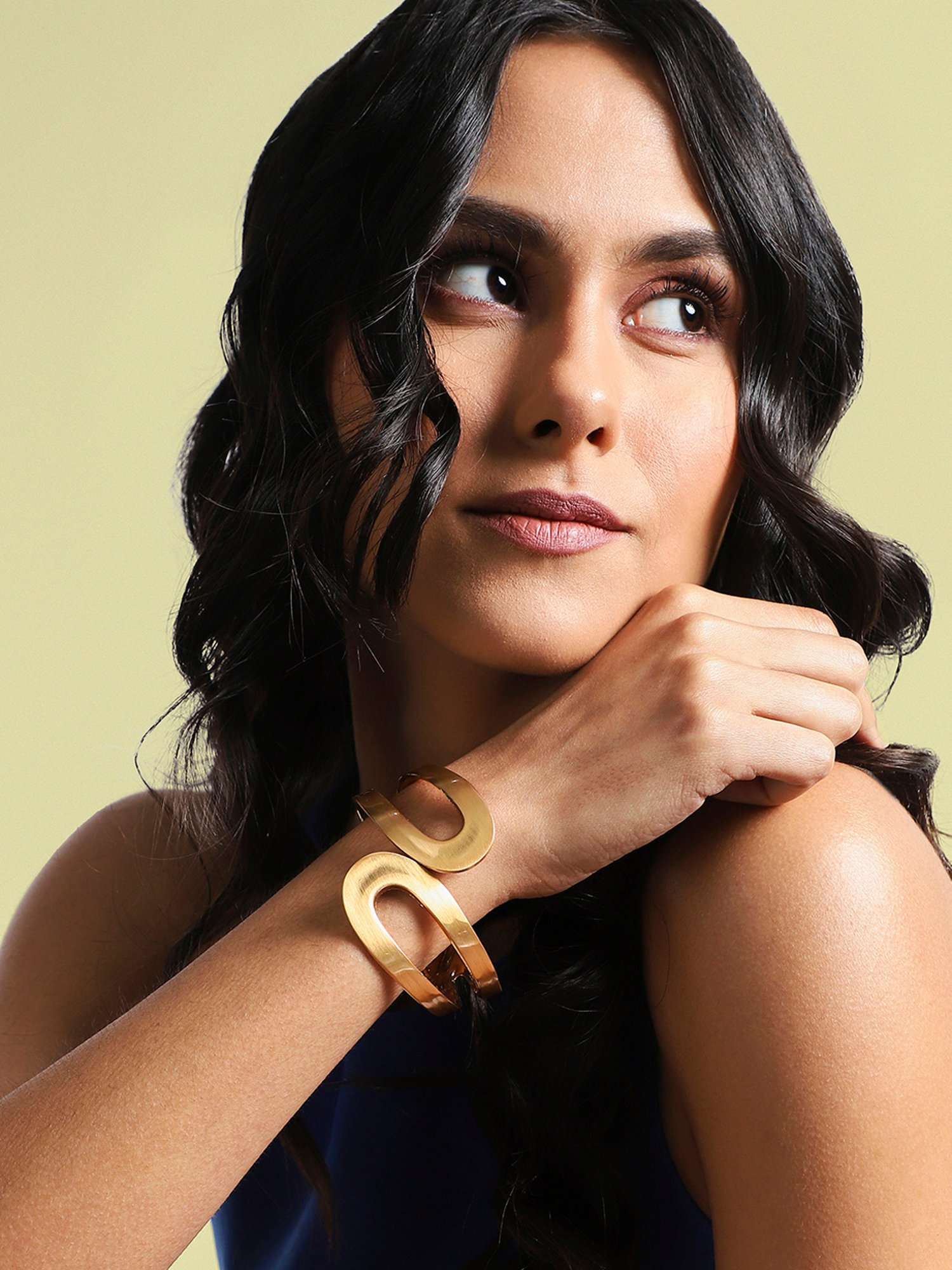 SOHI Minimal Metallic Bracelet For Women