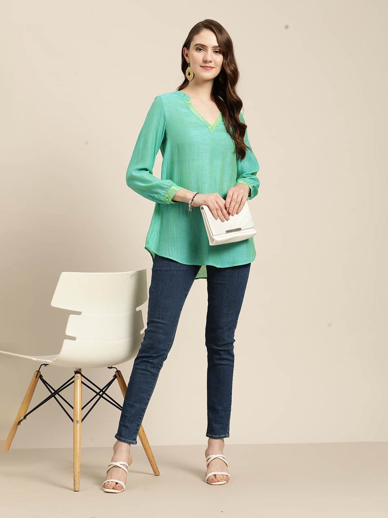 Qurvii Turquoise Silk Regular Fit Top