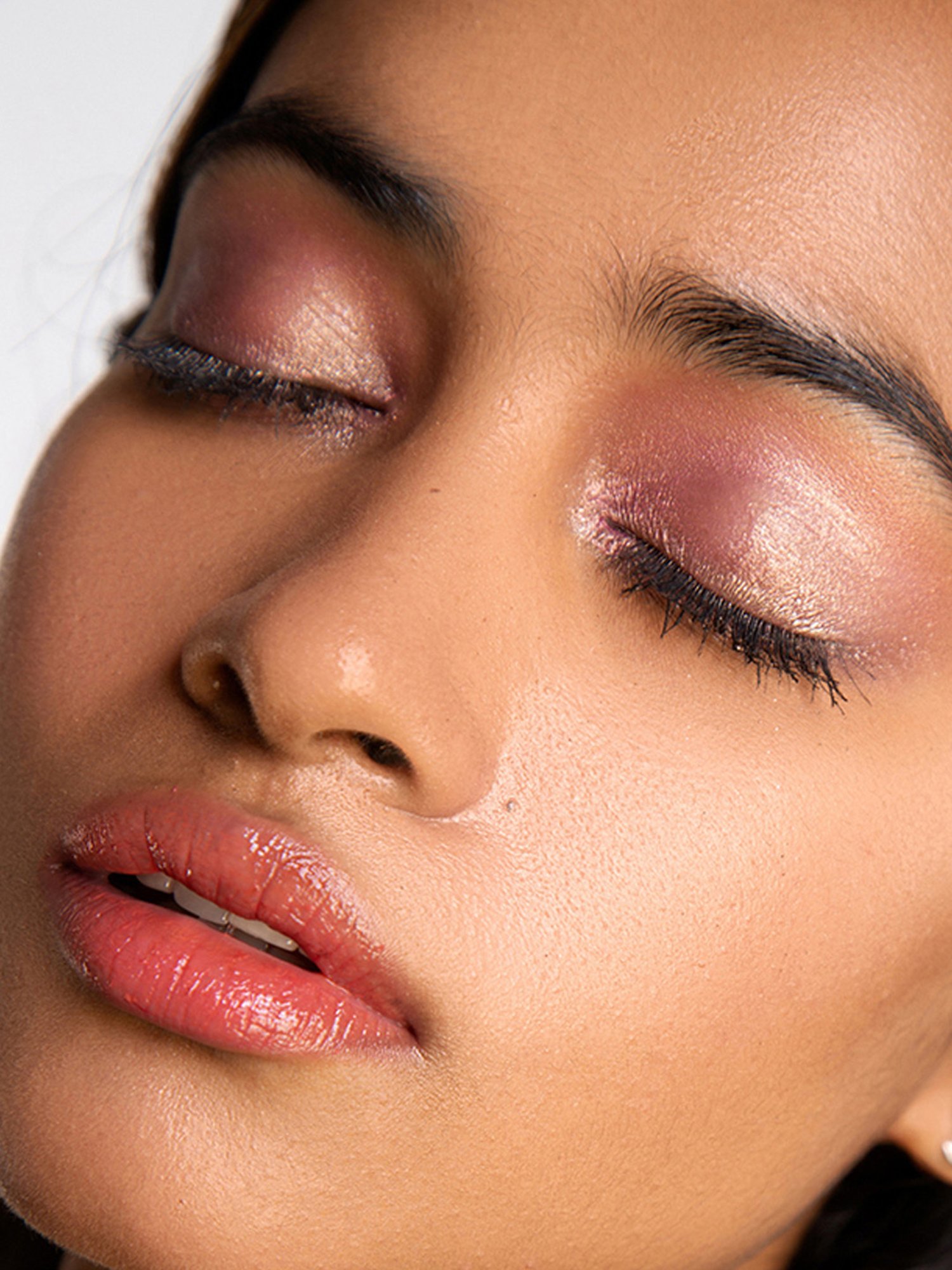 SHIBEL Sparkling Pink Shimmer Eyeshadow Satin Slip - 6 ml