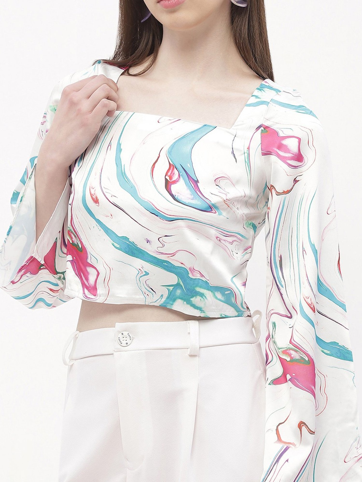 MADAME Off White & Blue Printed Crop Top