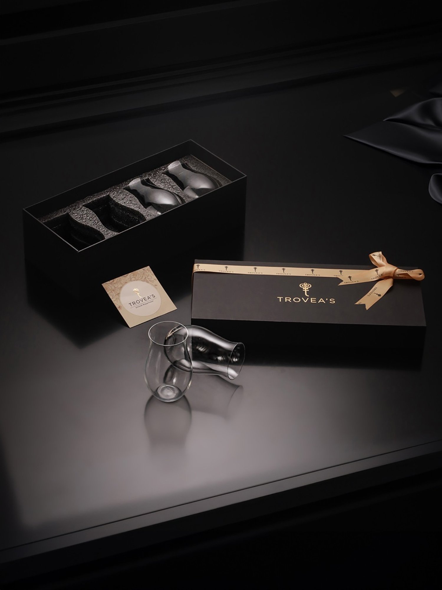 Trovea's Attimo Transparent Glass Cocktail Glass - Set of 4