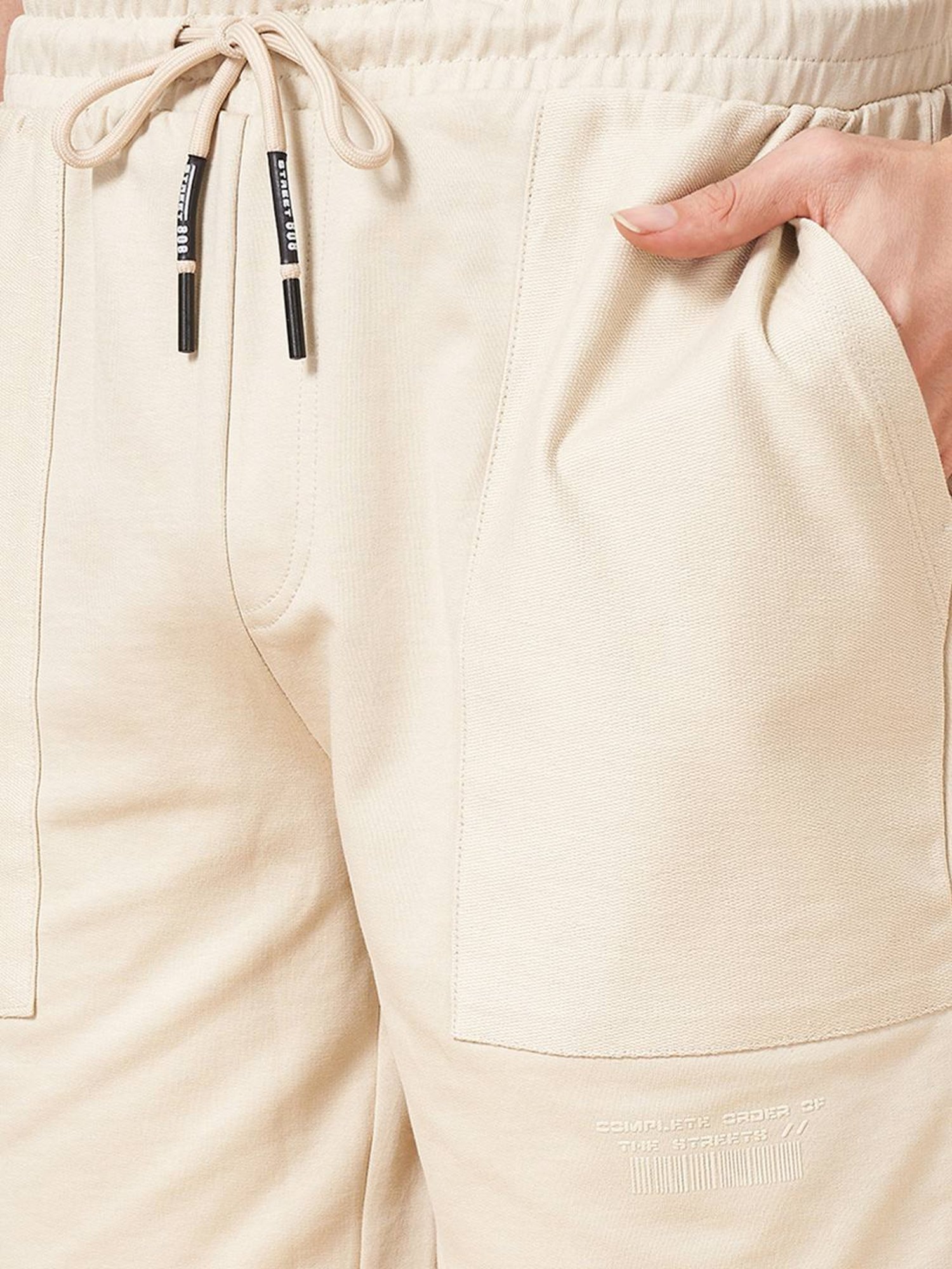 Street 808 by Pantaloons Antique White Cotton Regular Fit Shorts