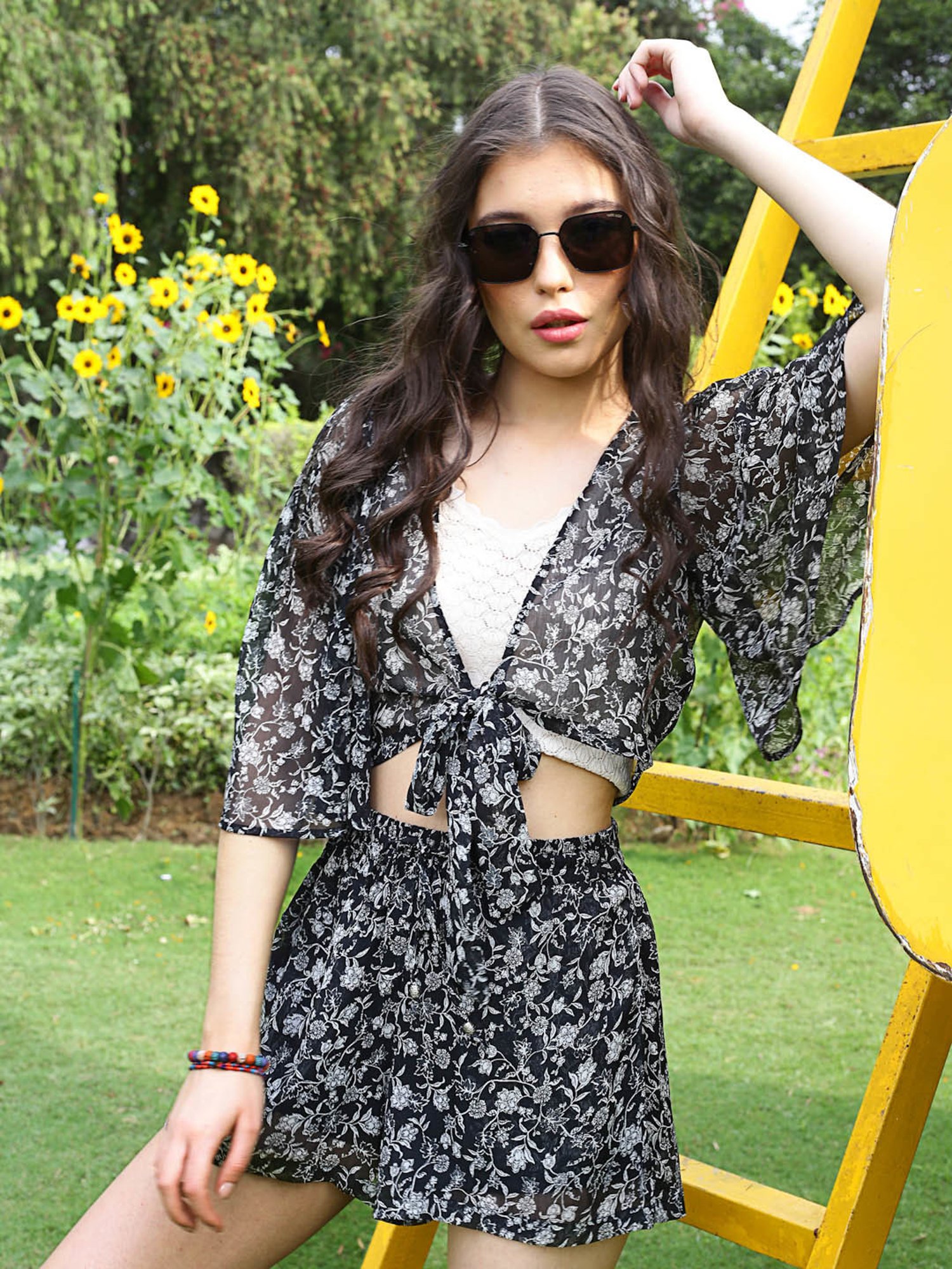 Sera Black Floral Print Crop Shrug With Shorts