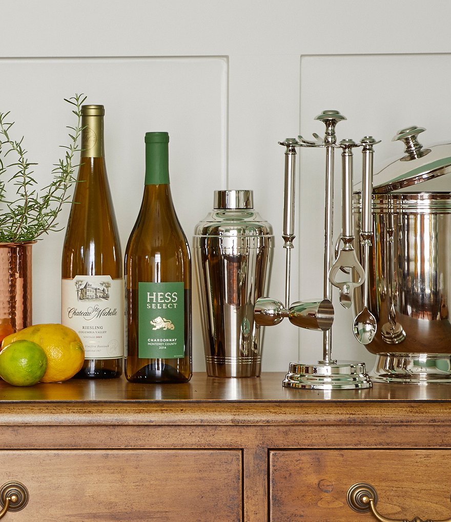 Southern Living Classic Ribbed Cocktail Shaker