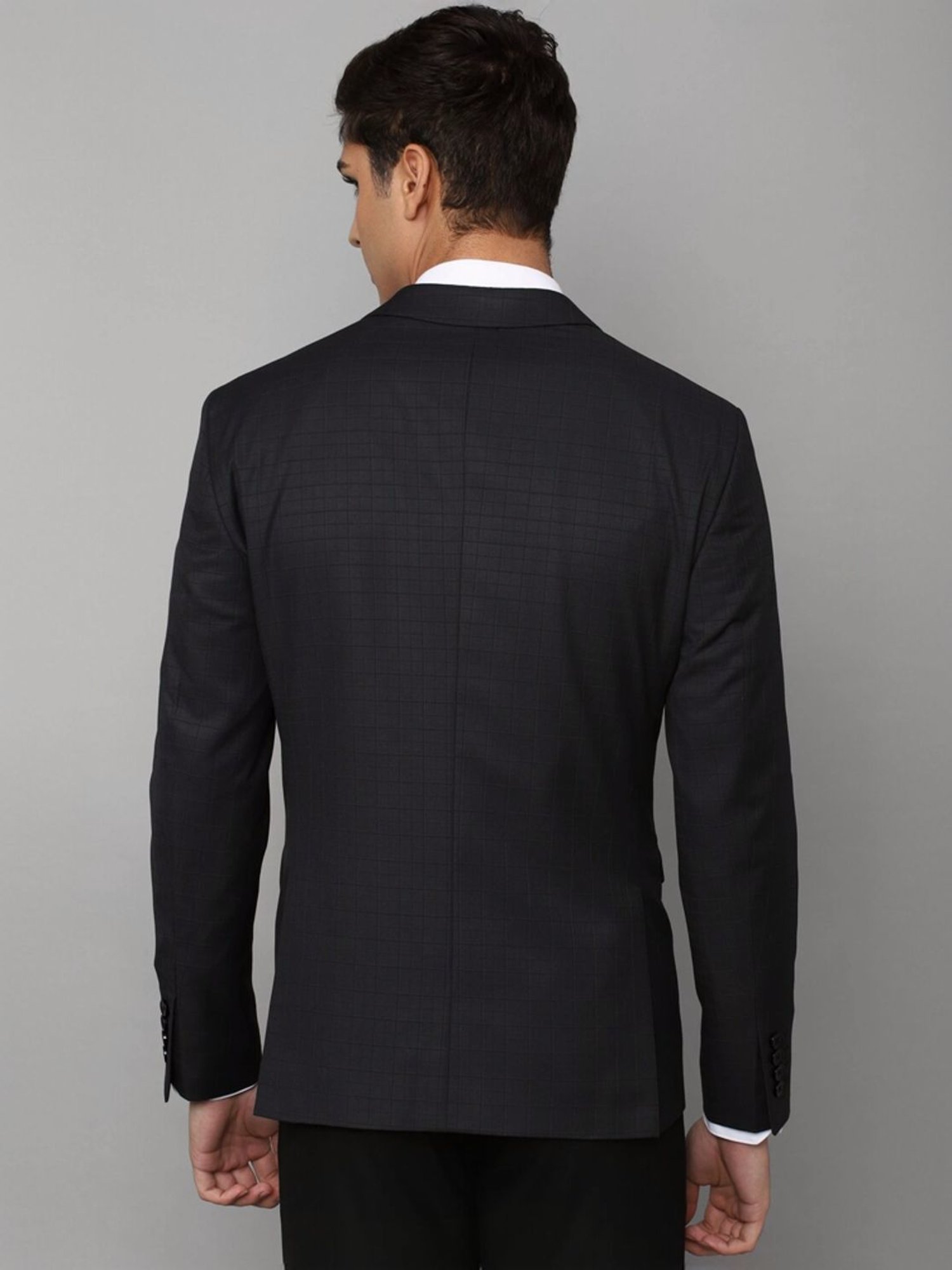 Arrow Sports Green Regular Fit Texture Waistcoat