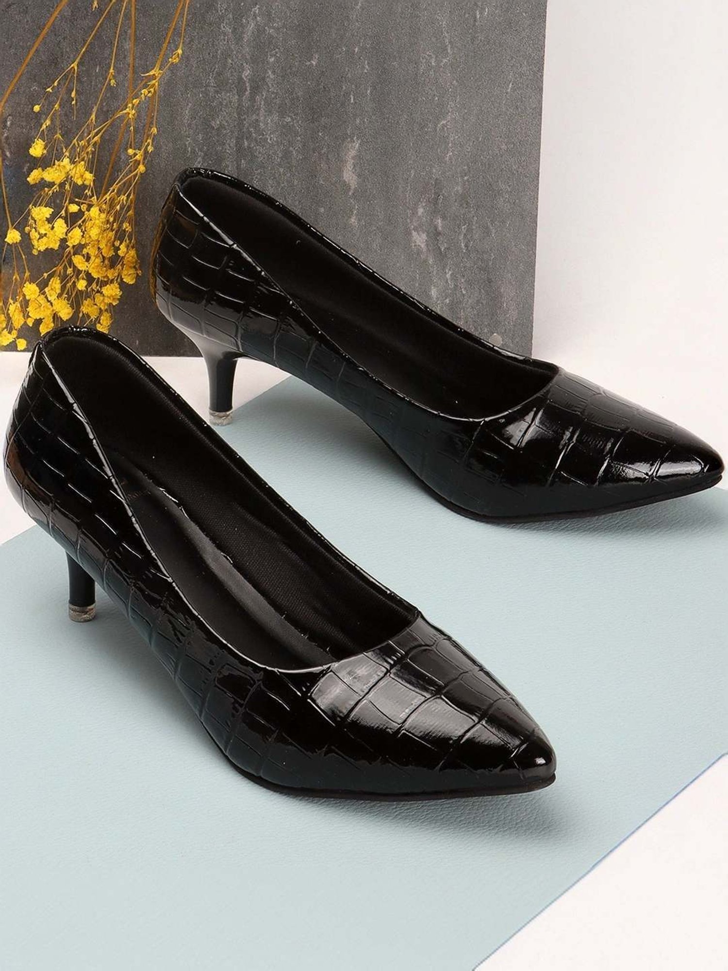 Carlton London Women's Black Stiletto Pumps