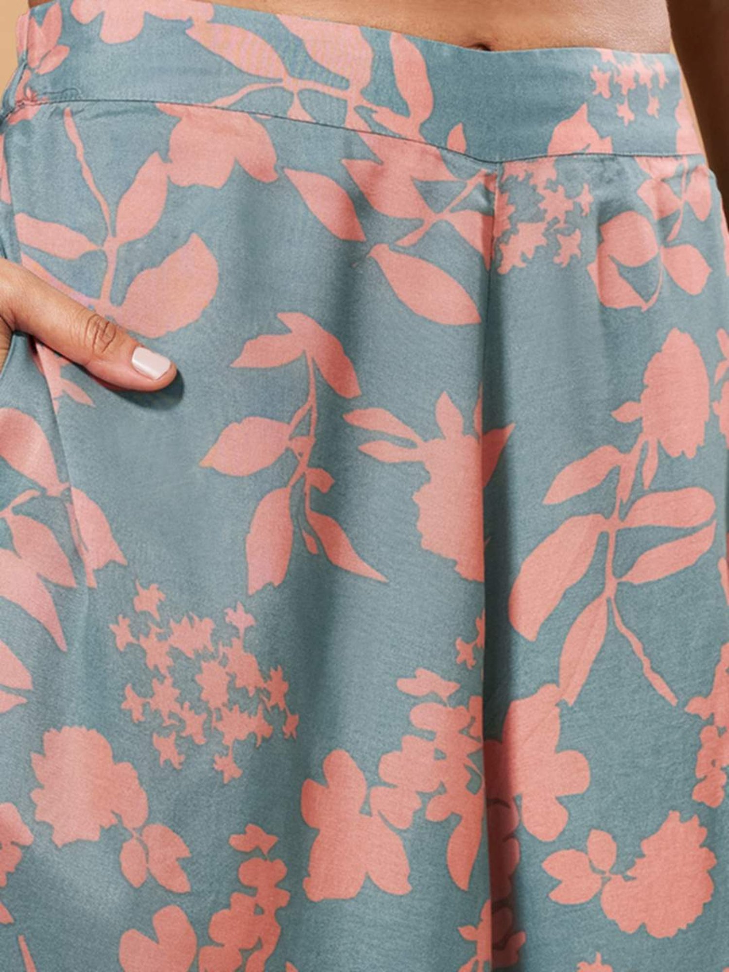 Marigold Lane Blue Printed Crop Top Palazzo Set