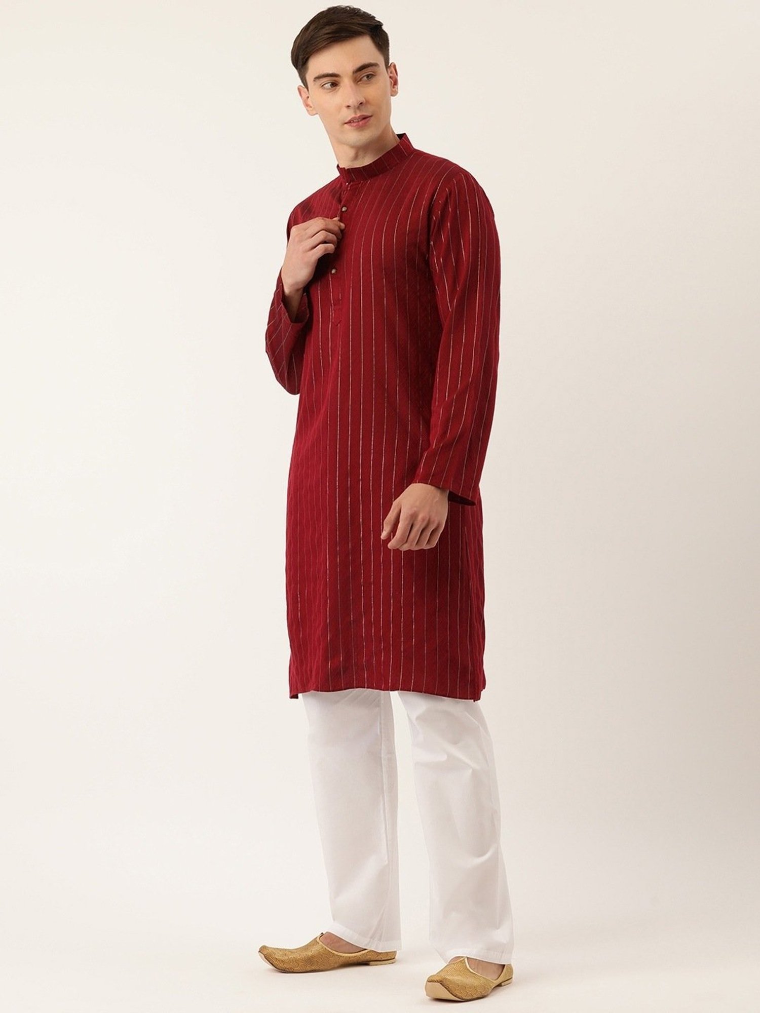 SWAGG INDIA Maroon Regular Fit Self Pattern Kurta