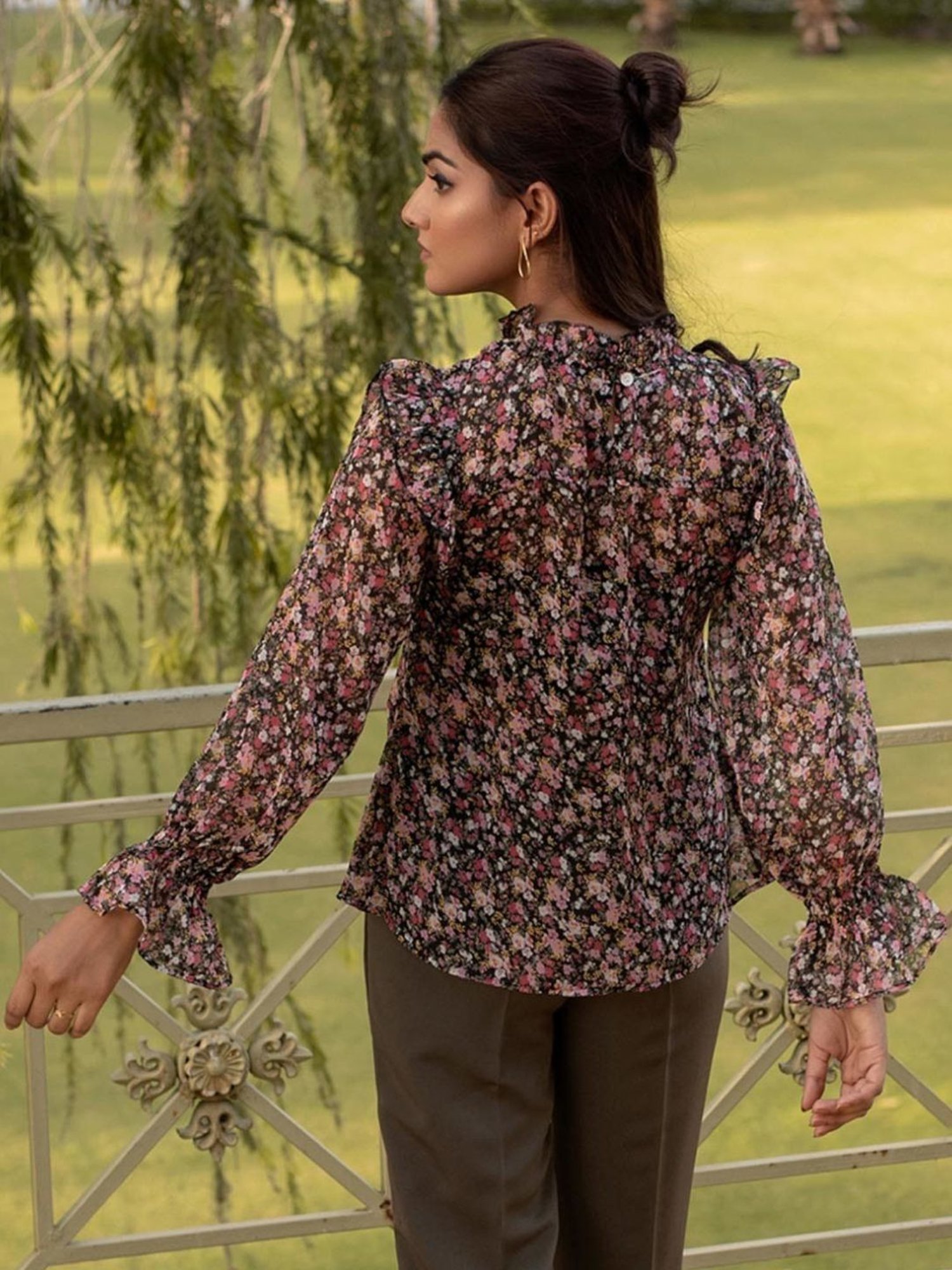 BInfinite Black Floral Ruffled Chiffon Blouse