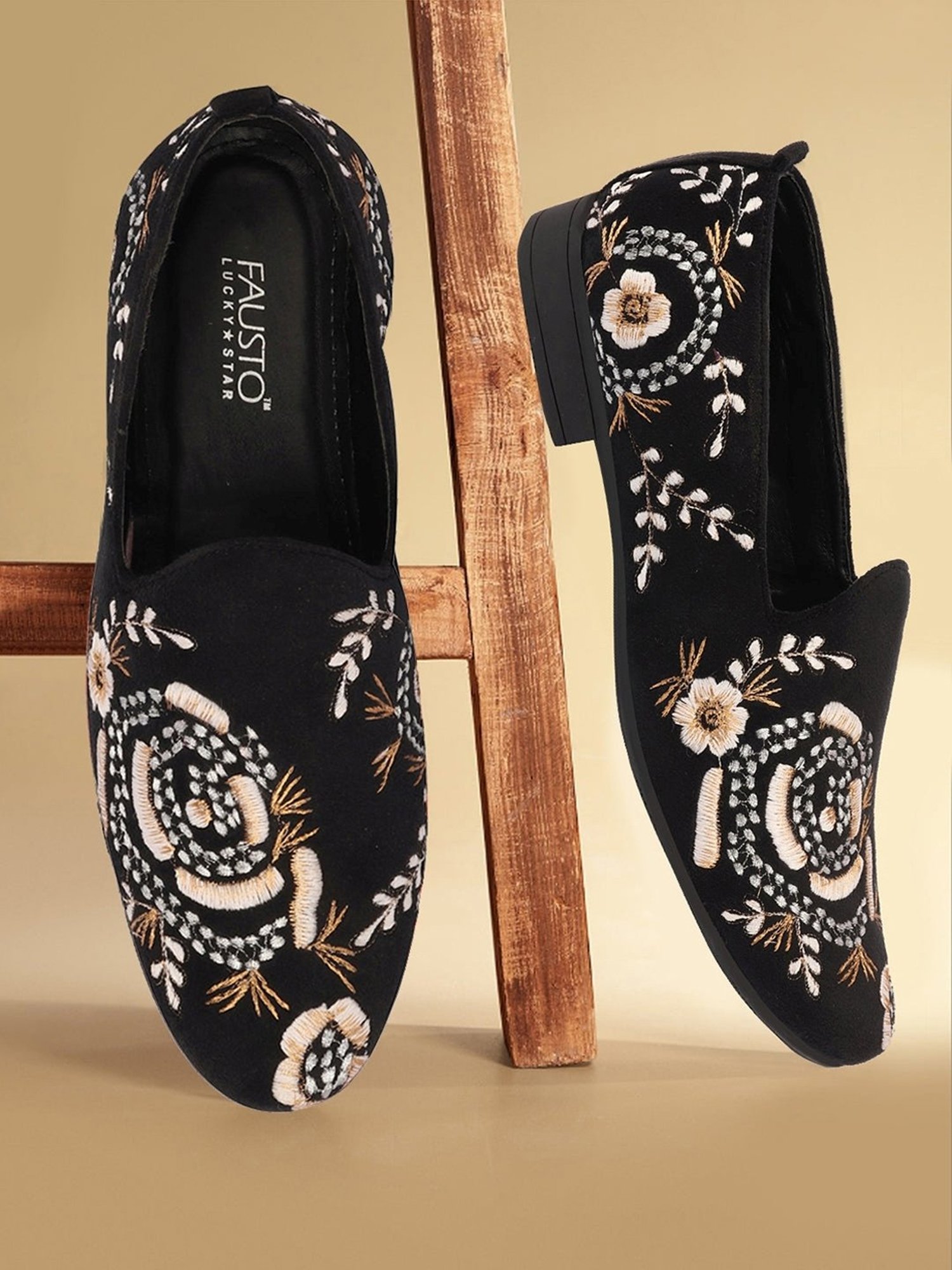 Fausto Men's White Casual Loafers