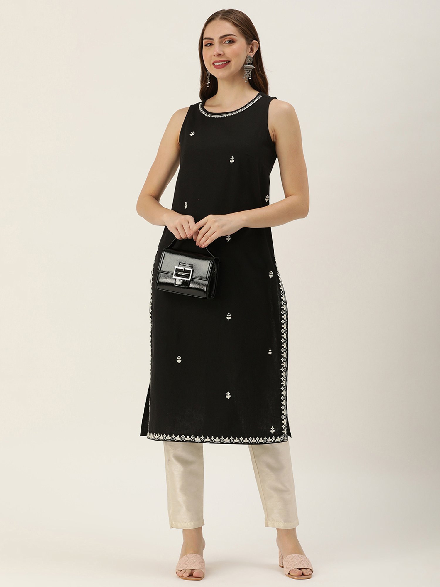 Amukti Black Embroidered A Line Kurta