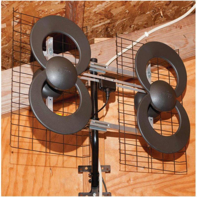 ANTENNAS DIRECT C4-CJM ClearStream(TM) 4 UHF Outdoor Antenna with 20" Mount