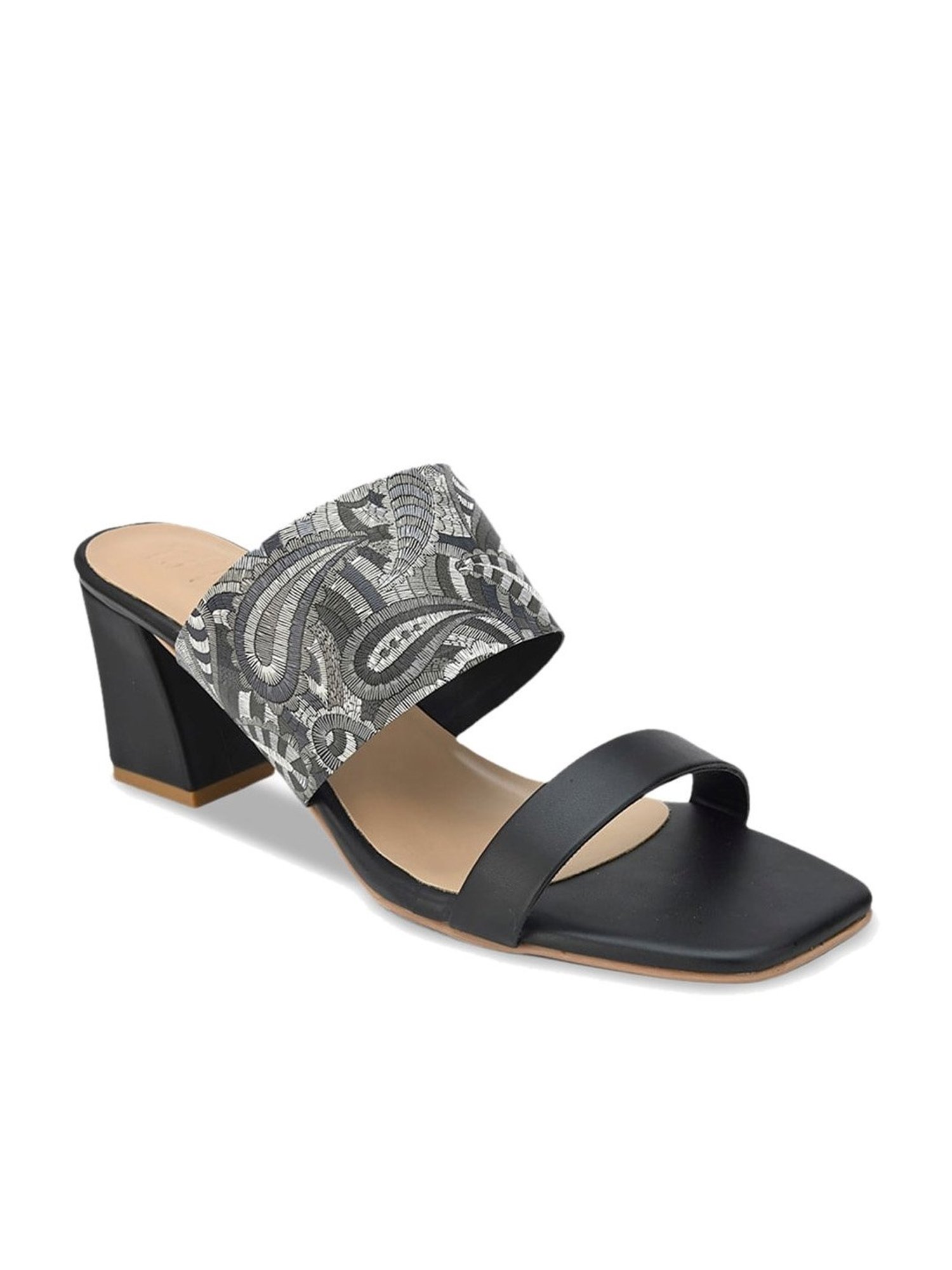 Hydes N Hues Women's Black Casual Sandals
