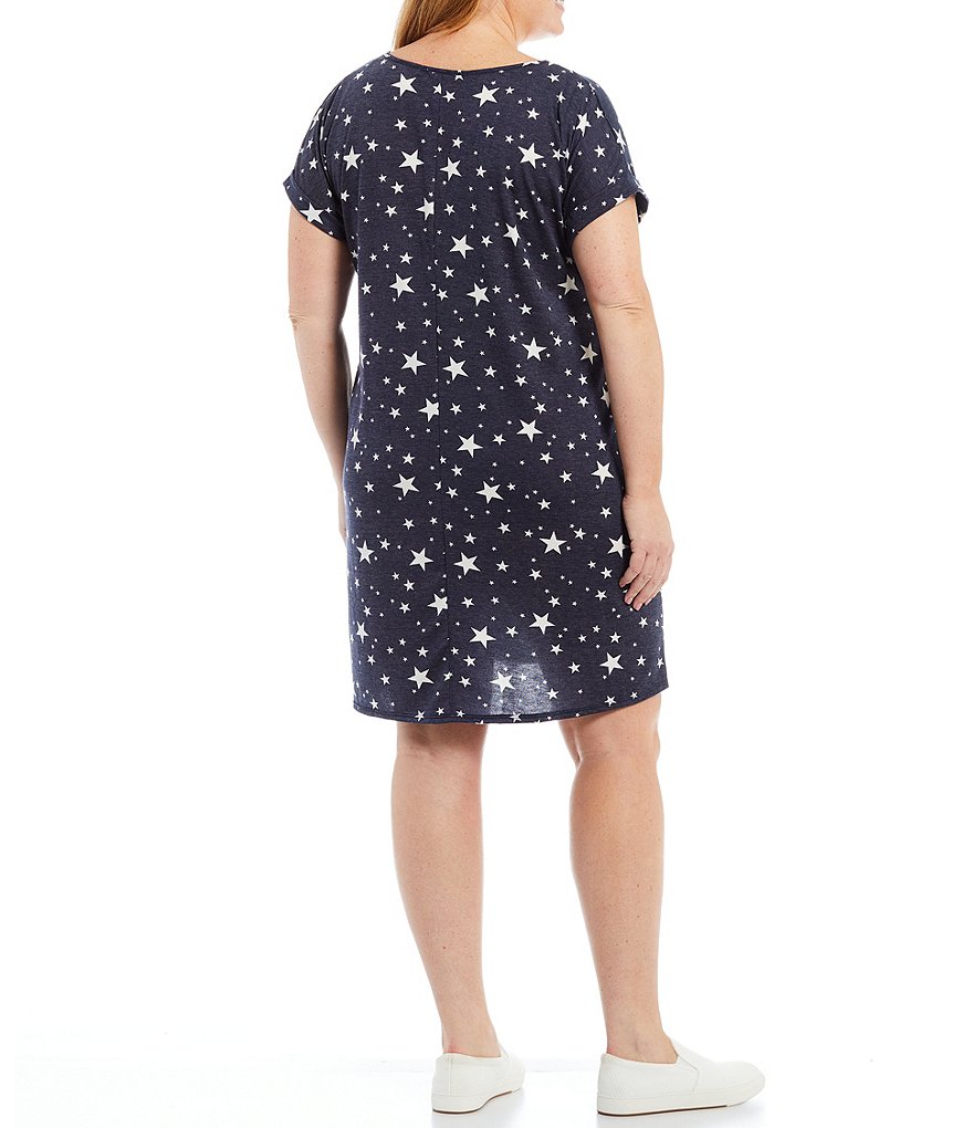 Moa Moa Plus Size Star Print V-Neck Short Cuffed Sleeve Knit Dress