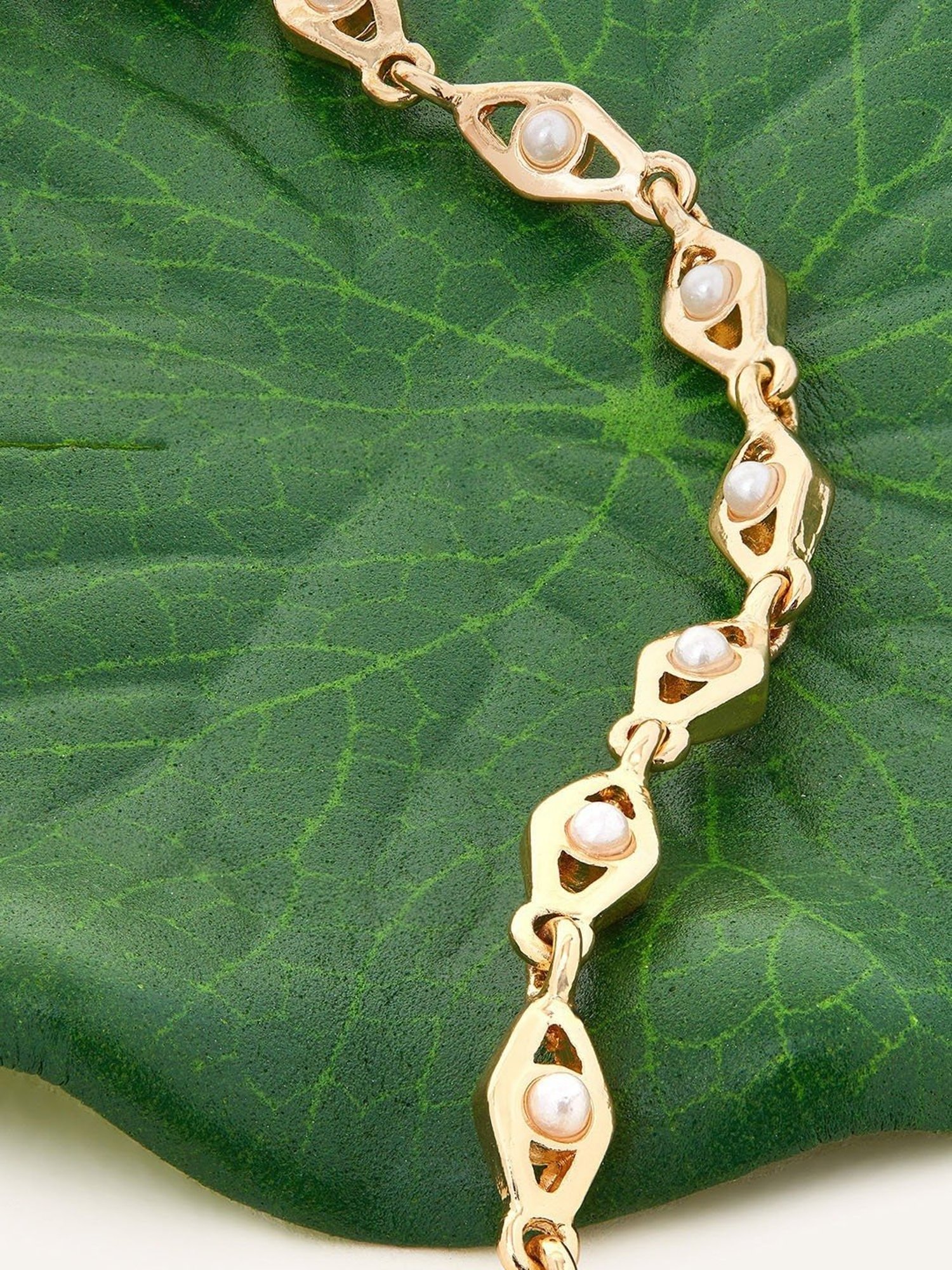 Accessorize London Pearl Detail Chain Necklace