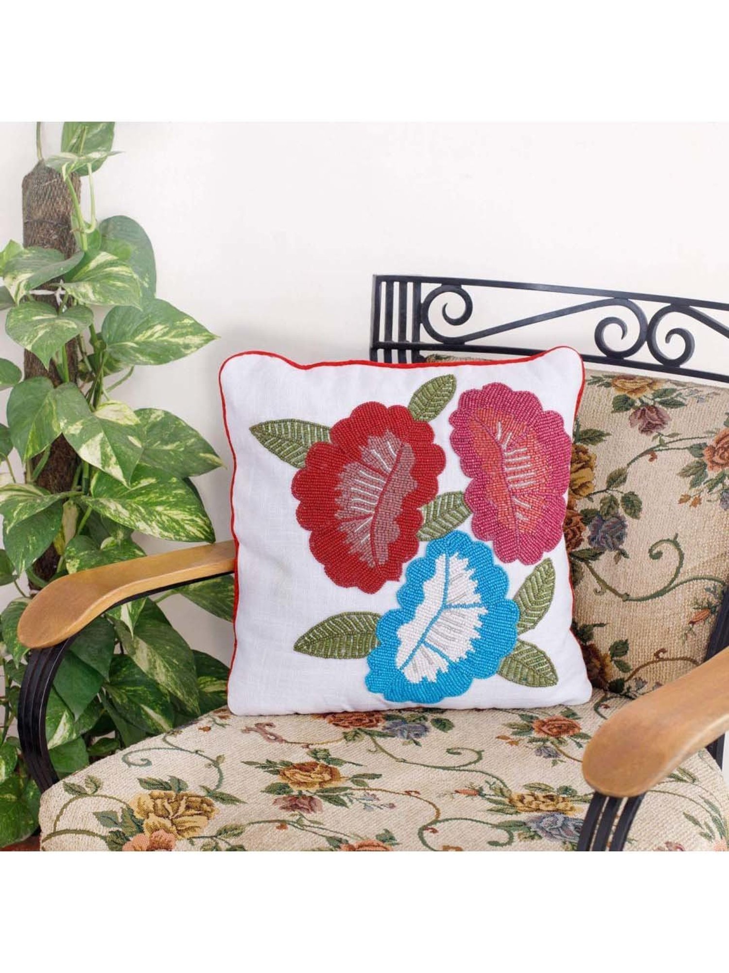 RISING STAR Multicolor Beaded Cushion Cover