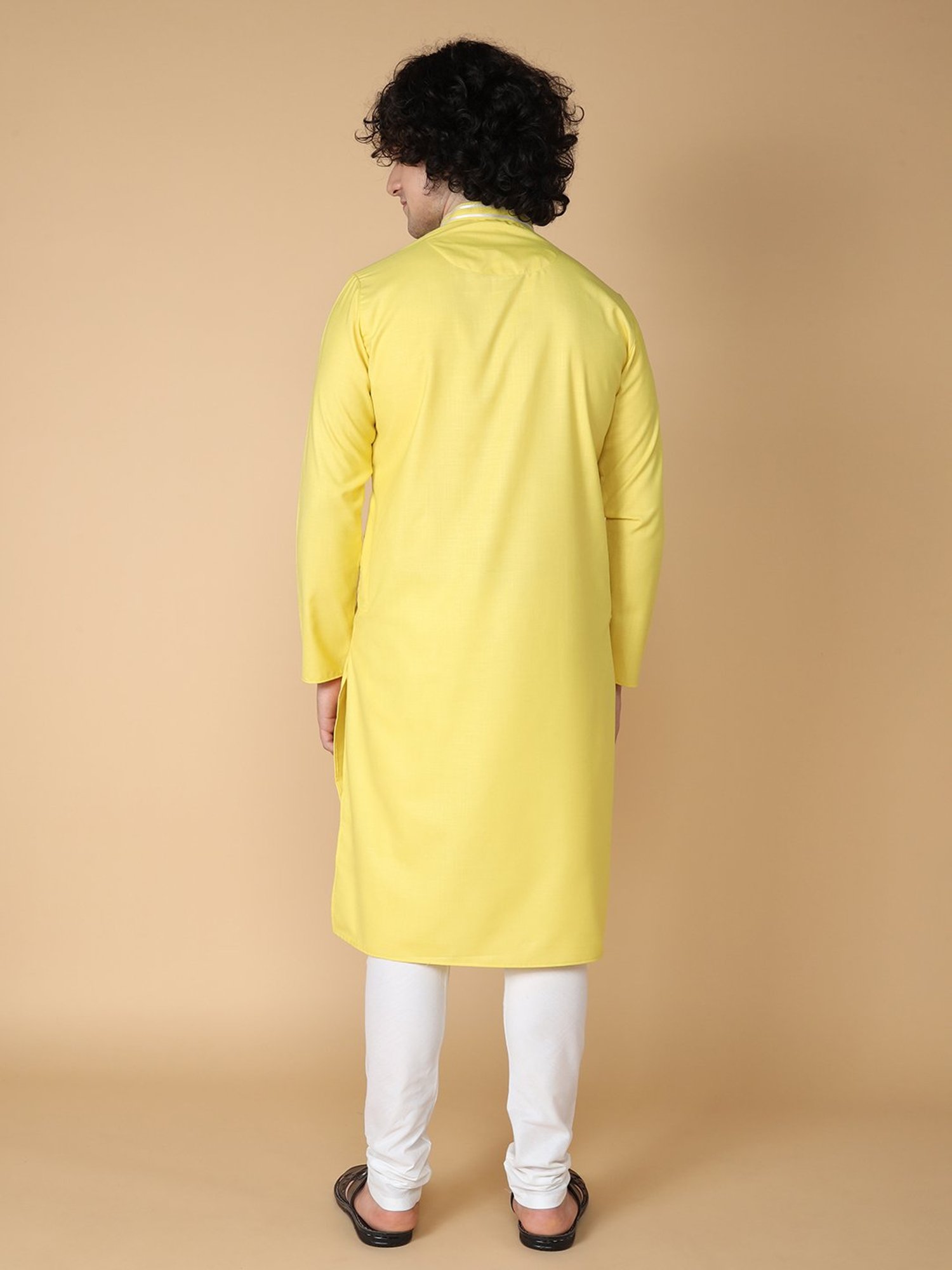 TABARD Yellow & White Regular Fit Kurta & Pyjamas Set