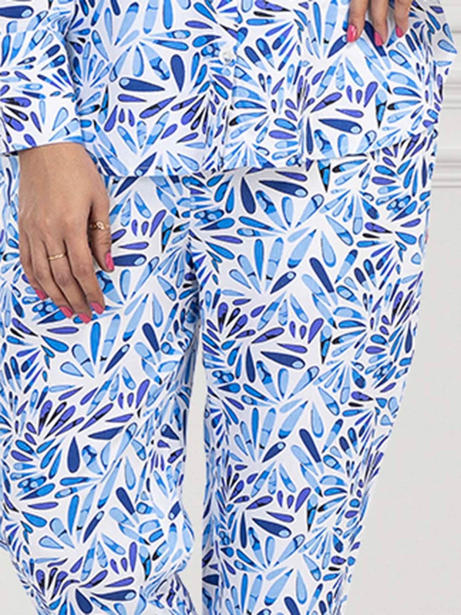 Nino Bambino White & Blue Printed Shirt With Pants