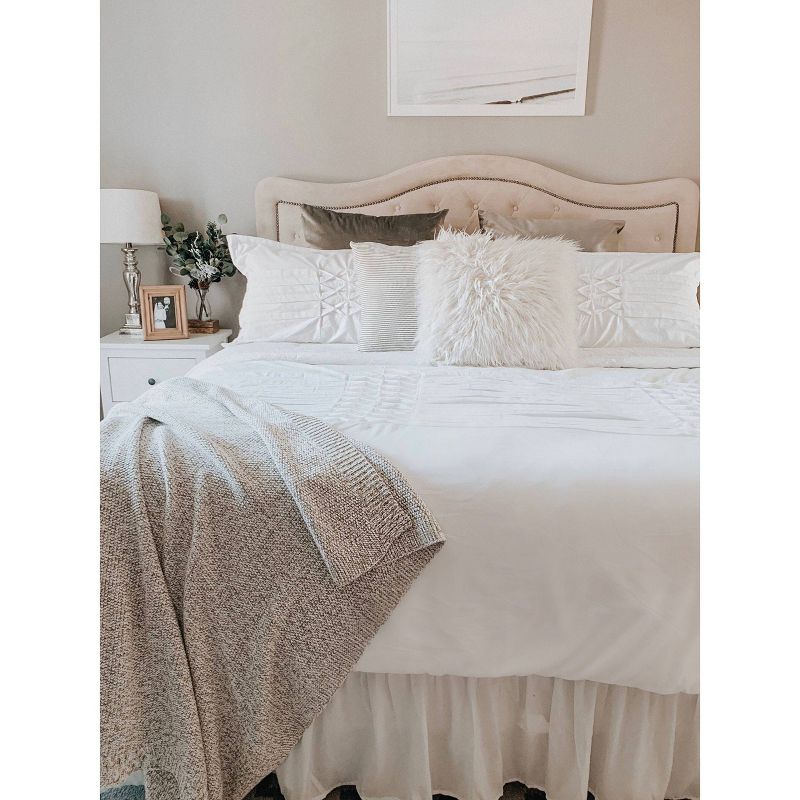 White Triple Diamond Throw Pillow Set - CITY SCENE