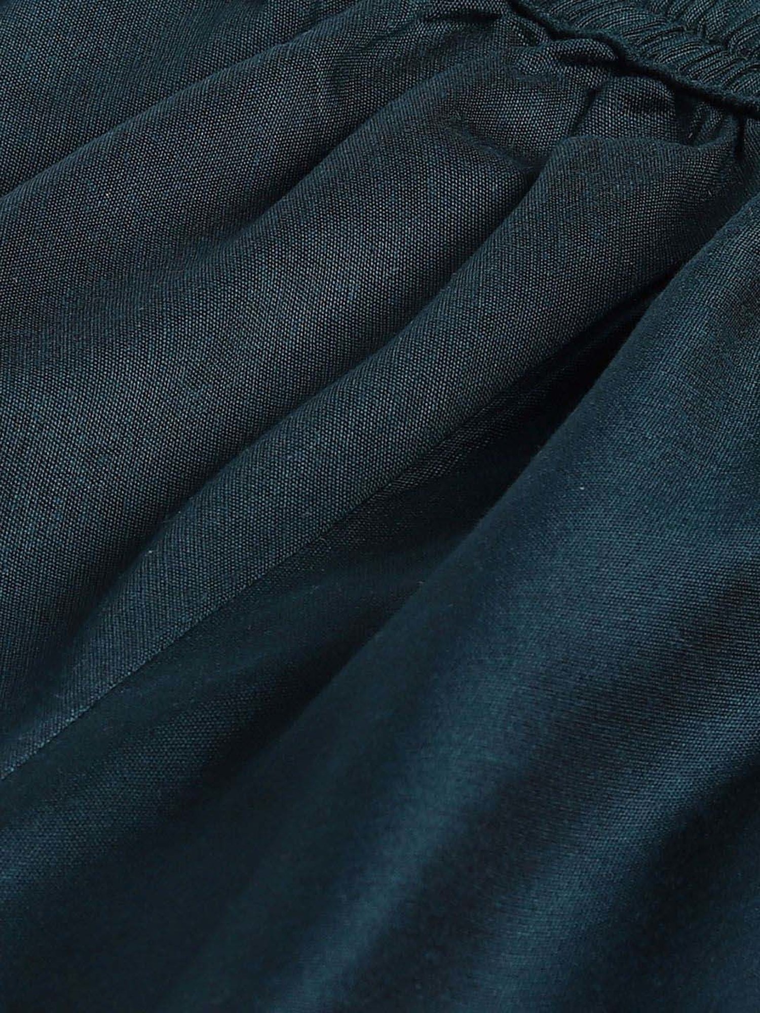 VASTRAMAY Girls Green Embroidery Clothing Sets