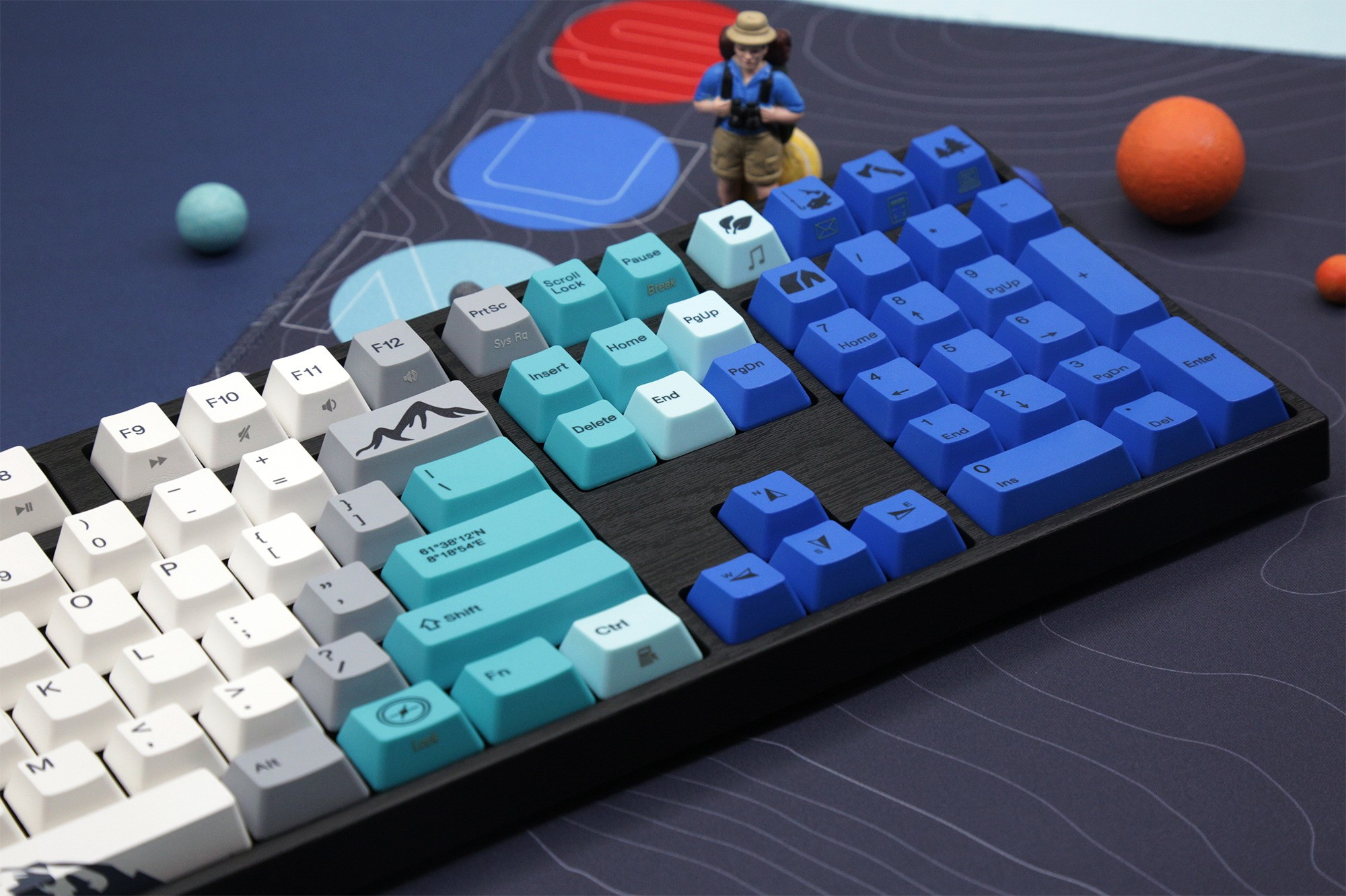 2, 60% Wired/Wireless Mechanical Keyboard (Kailh Box Brown Switch/White Case) - Full Keys Programmable - True RGB Backlit - Tap Arrow Keys - Double Shot PBT Keycaps - NKRO - 1900mAh Battery