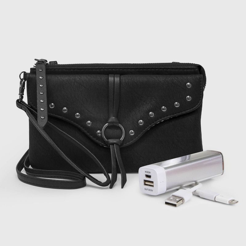 Stella & Max Zip Closure Wristlet with Phone Charging Battery - Black