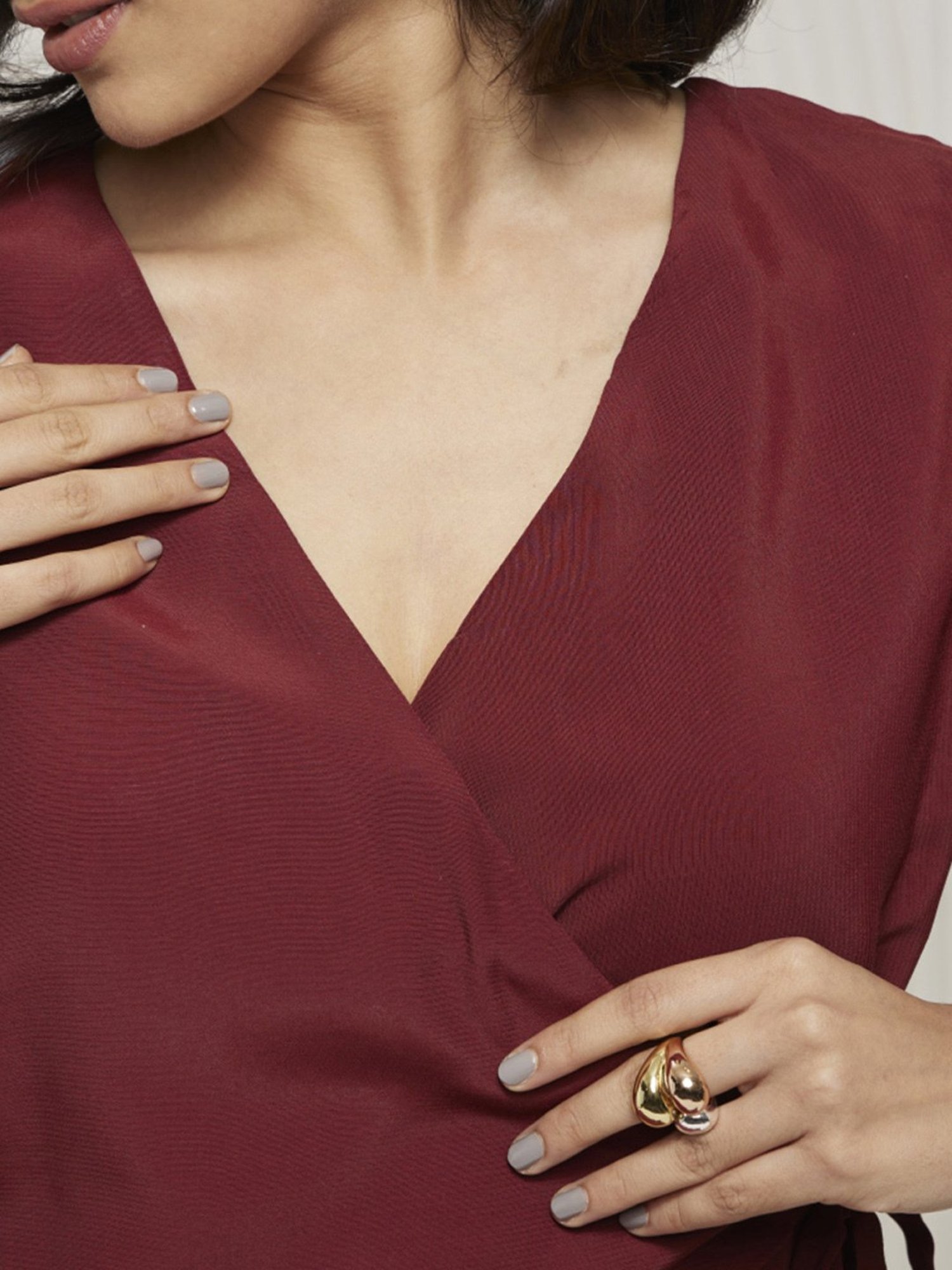 Artagai Beige Co-Ord Set with Notch Collar Kurta and Straight Pants