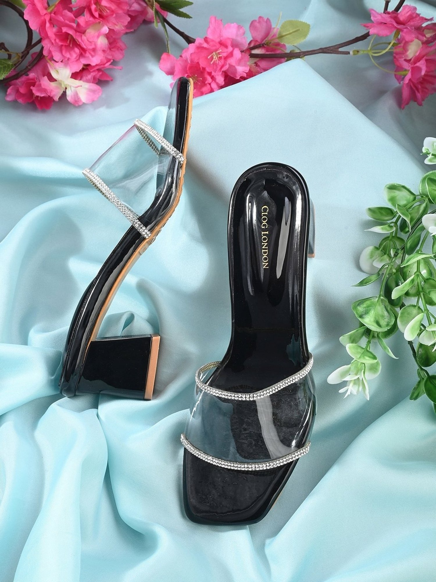 Clog London Women's Black Casual Sandals