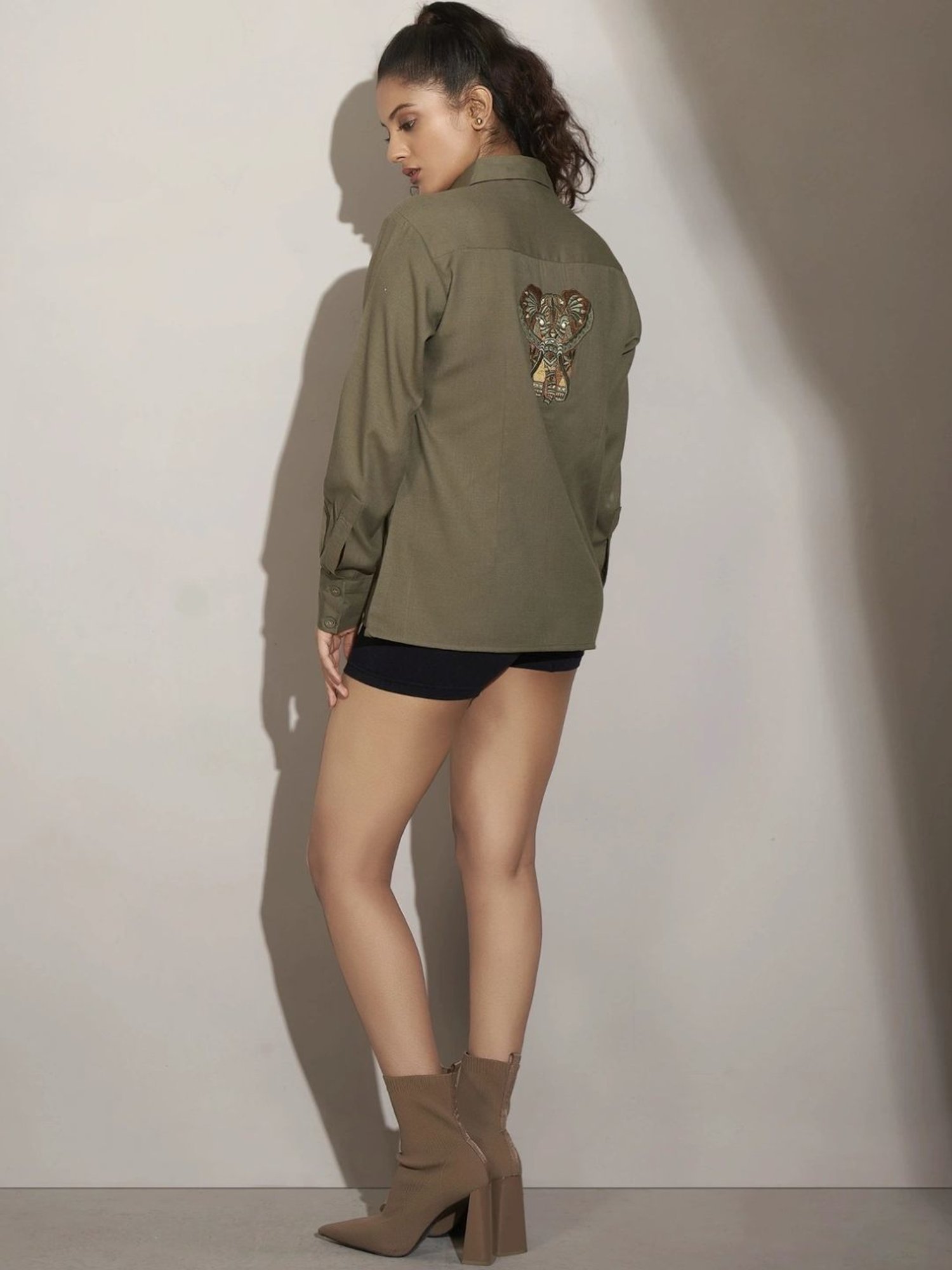 Kaftanize Green Linen Fornt Panel Shirt with Thread Work Embroidery